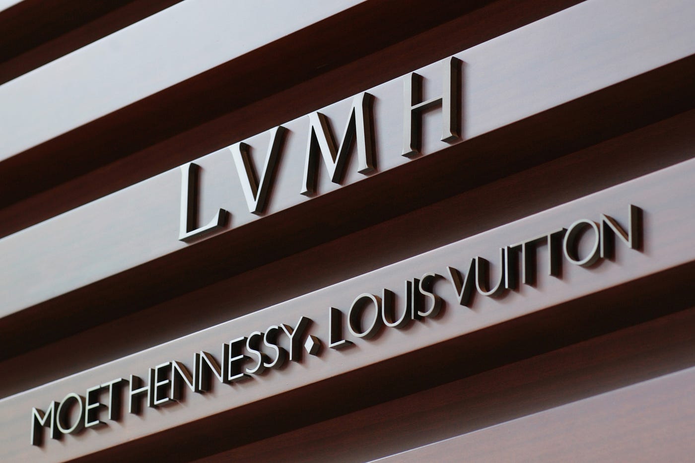 How Louis Vuitton CEO Squashed Tech Moguls To $200 Billion 