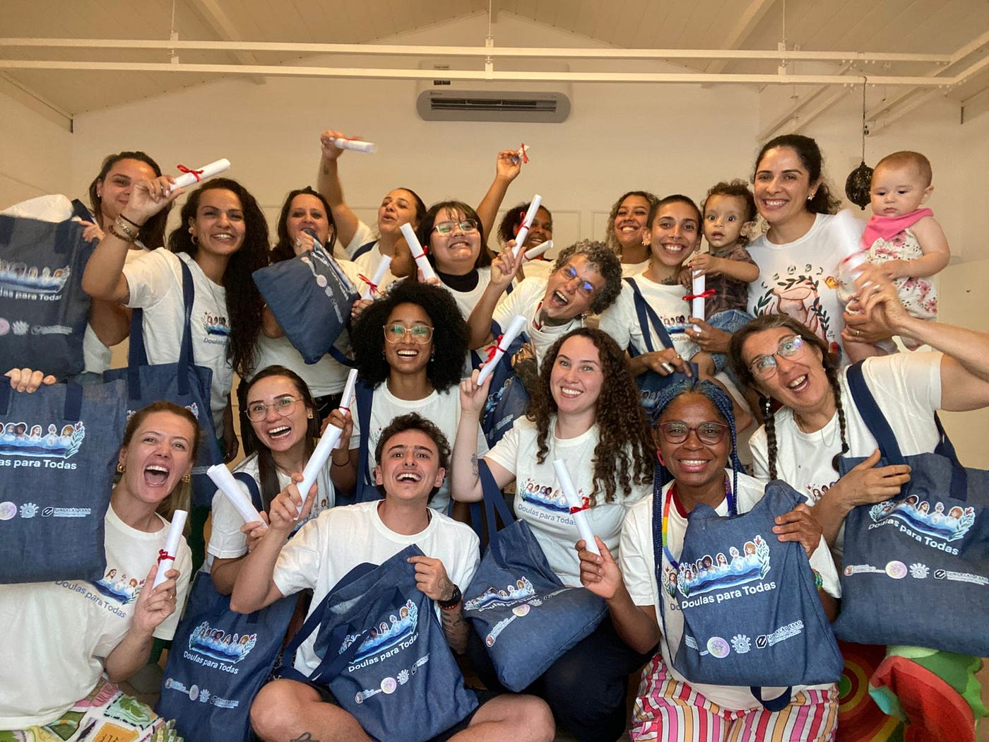 Lei reconhece doula como profissão, mas no SUS o acesso ainda depende de voluntárias