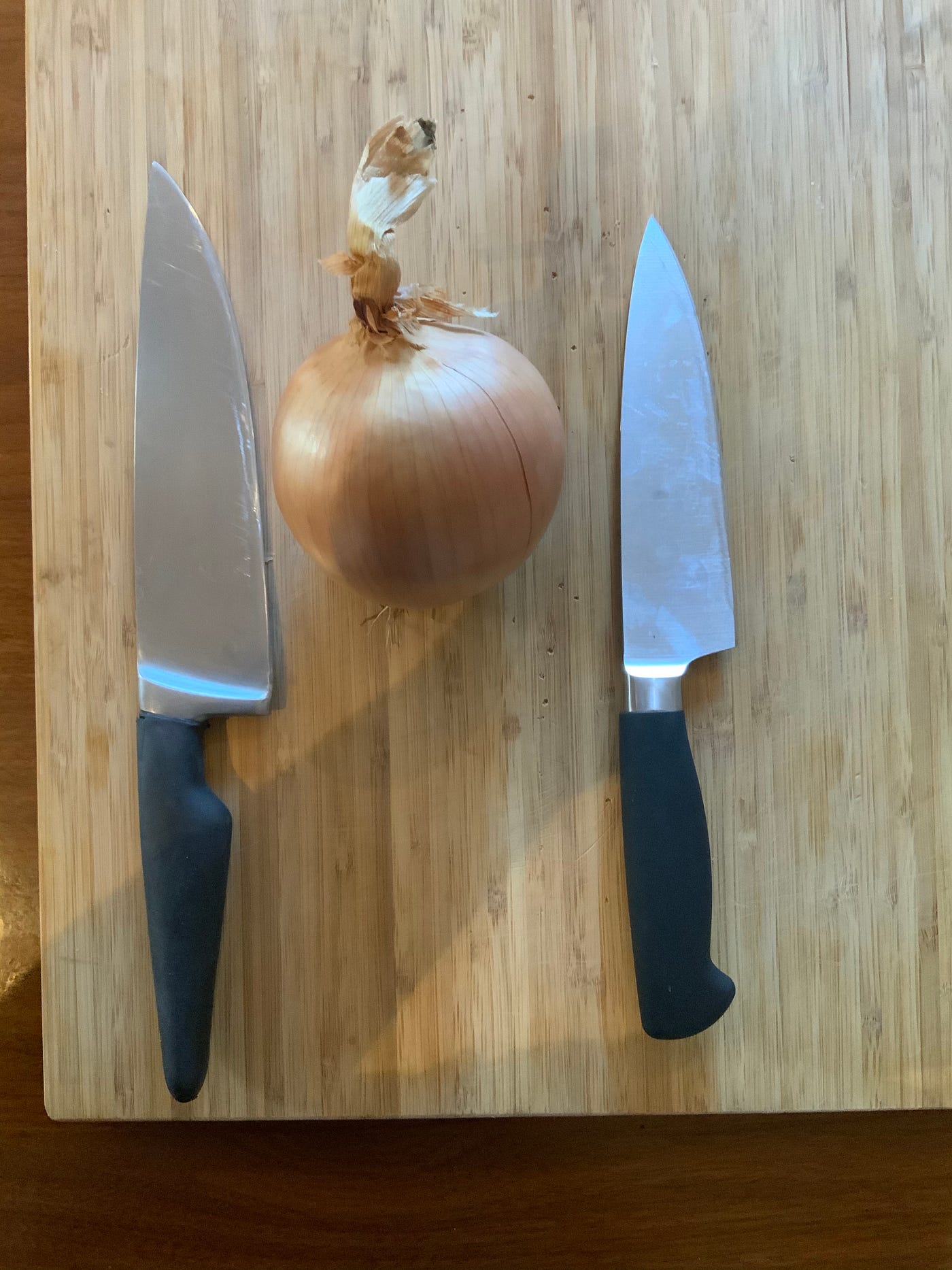 6-Inch vs. 8-Inch Chef's Knife (Which Size Is Better?) - Prudent Reviews