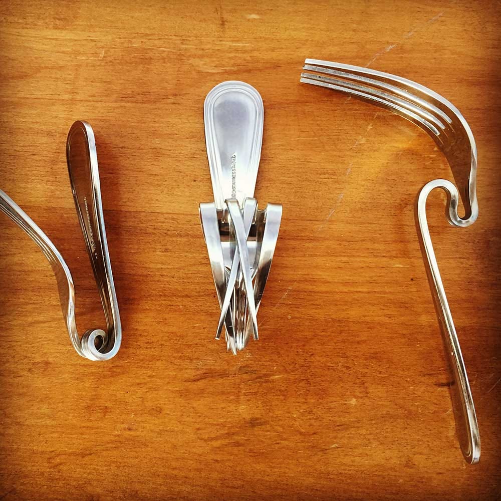 How to Make a Spoon Bend With Your Mind: Unlock Your Psychic Power