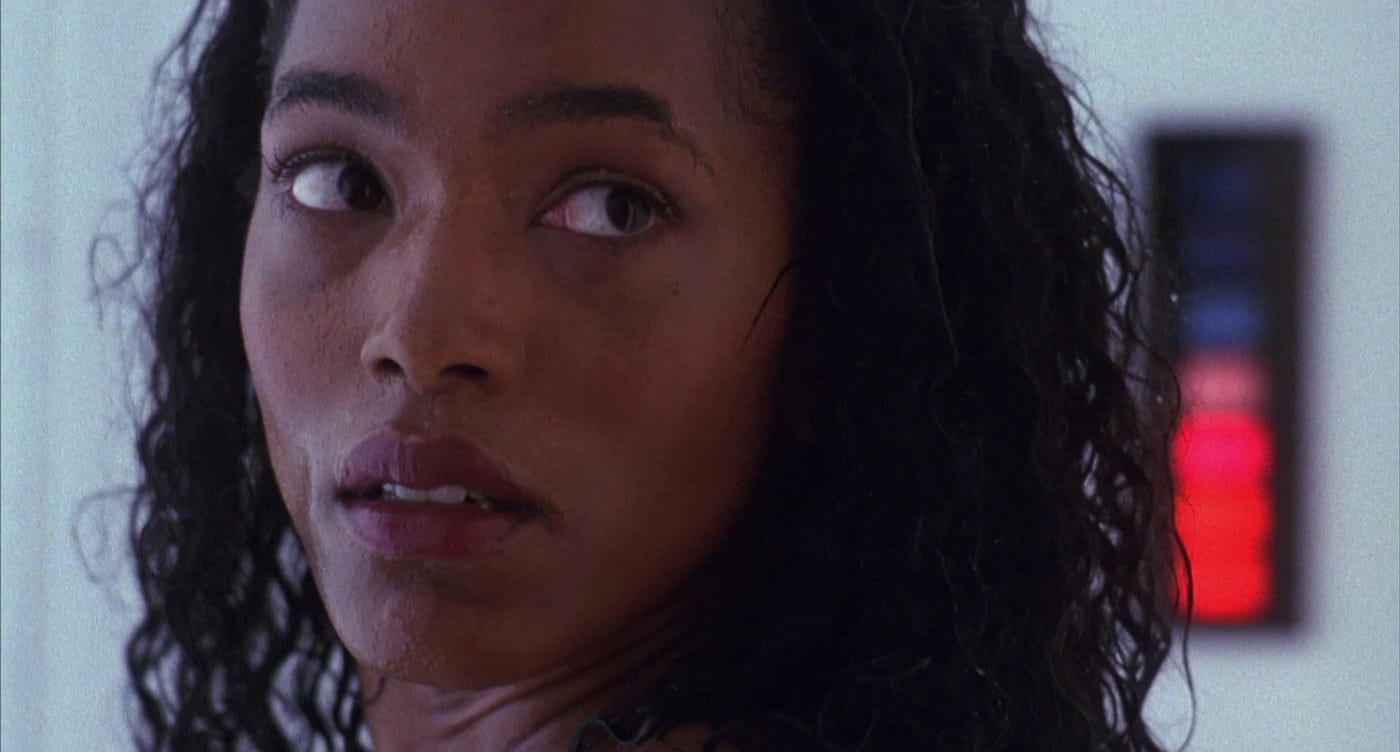 Angela Bassett’s *Cock-Sucking* Lips DESERVE Their Own Oscar…