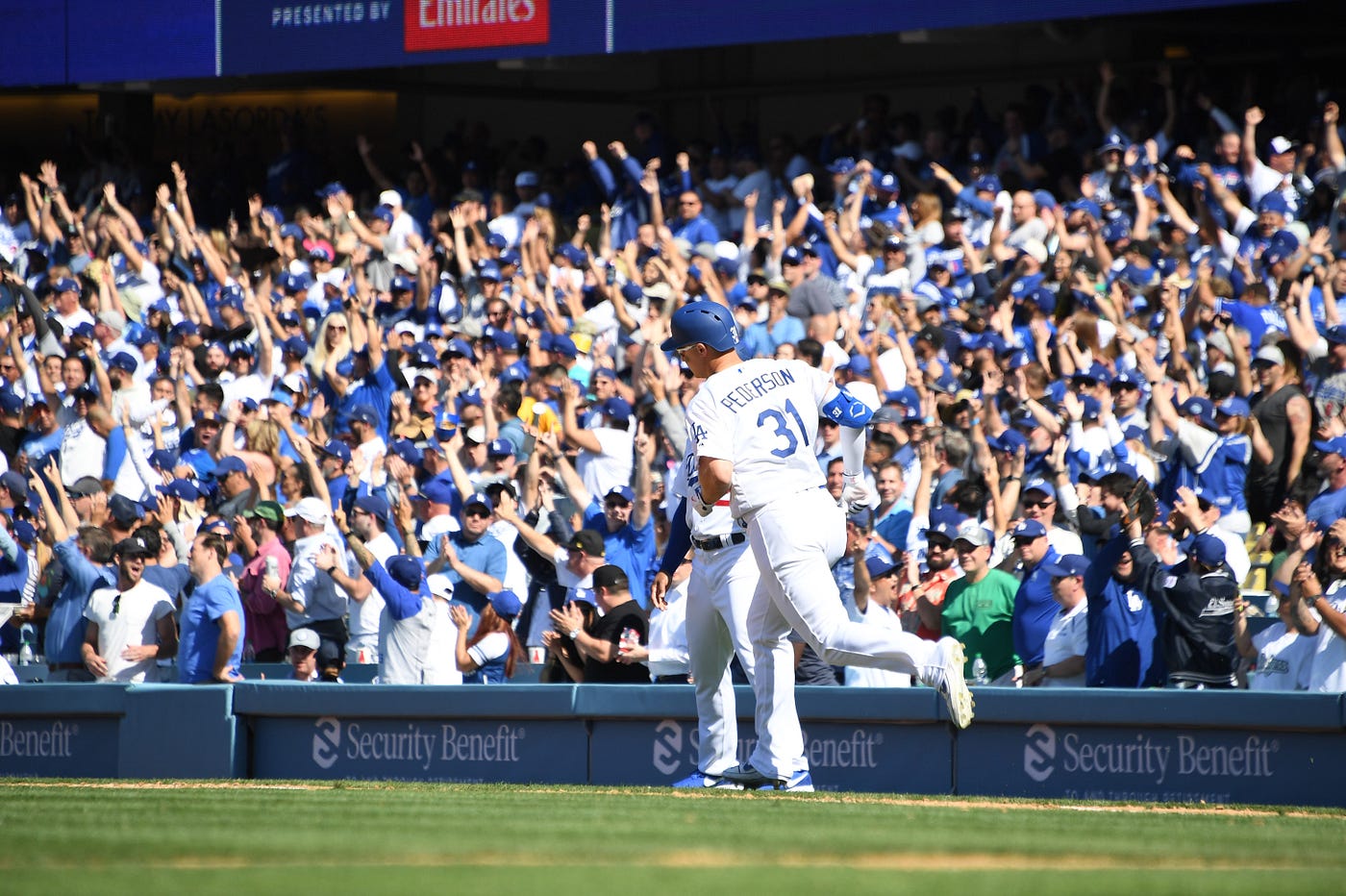 On this date: Dodgers blast eight homers in Opening Day 2019 win