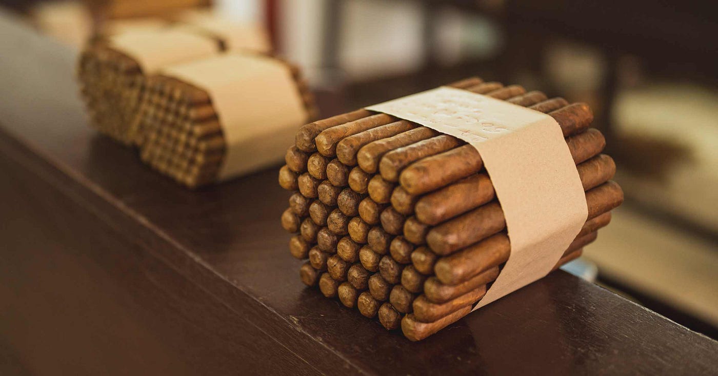 Can You Bring Tobacco on a Plane? TSA Rules [2024] | by Veronica Hanson