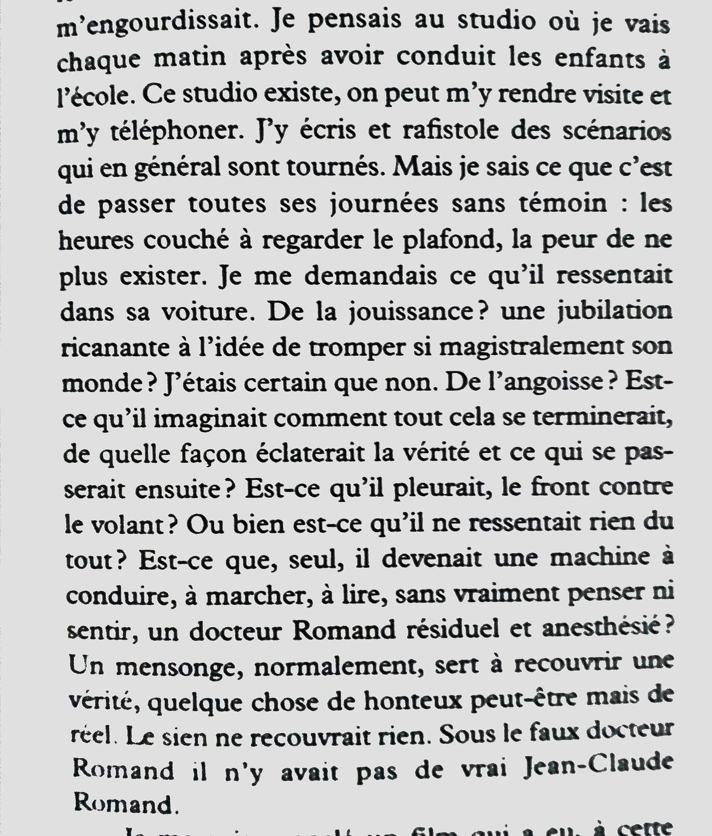 Note — L'Adversaire, Emmanuel Carrère | by Thomas Terraqué | L'ARSENAL |  Medium