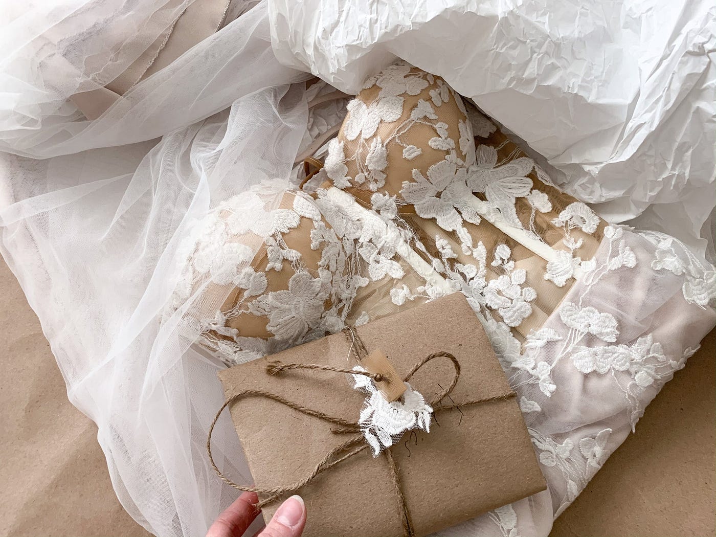 A guide to wedding trousseau packing that every bride needs