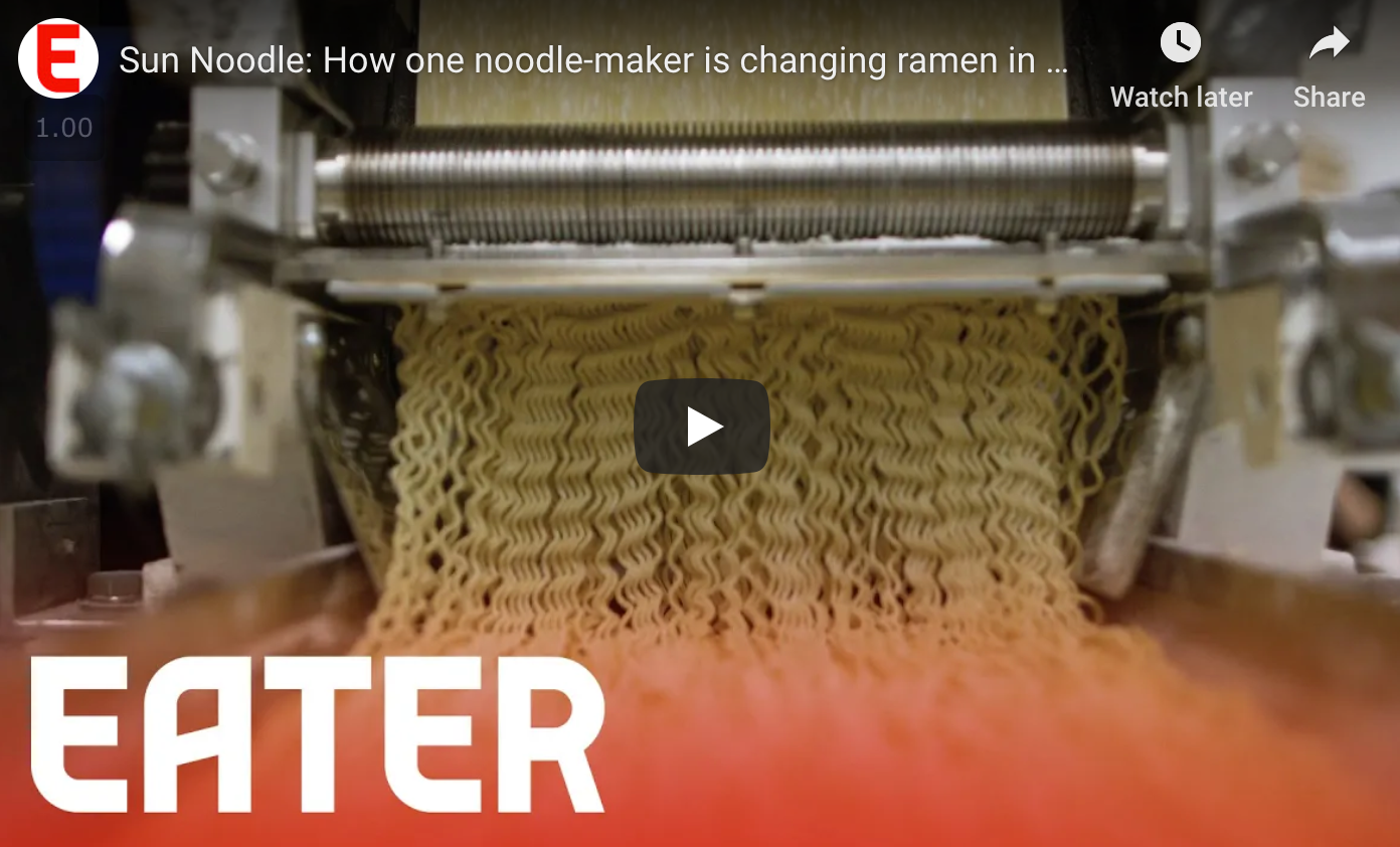 How to make curly ramen noodles. Silicon flaps on the cutter