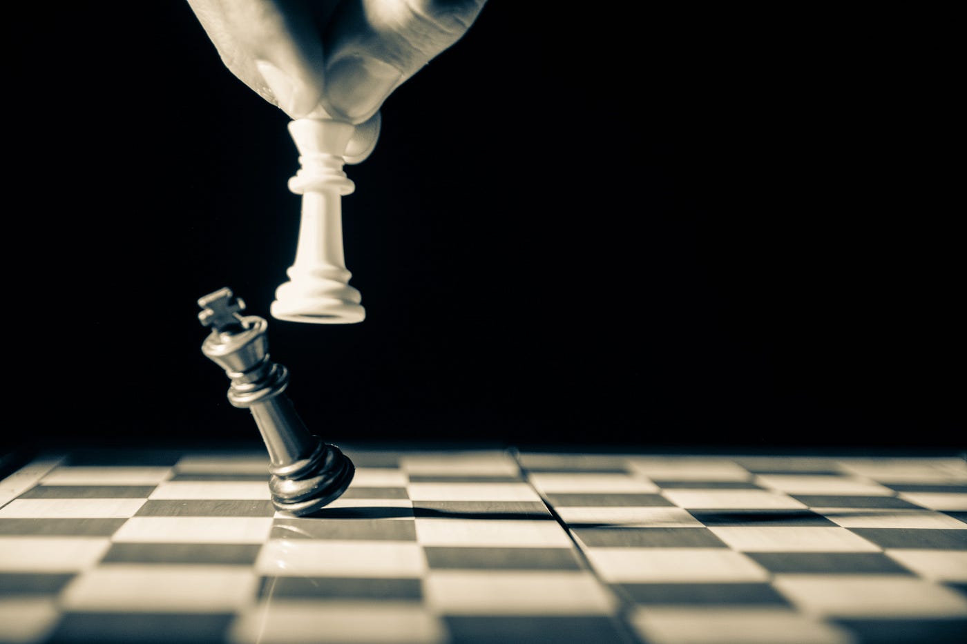 How this AI expert taught GPT-3 to play chess
