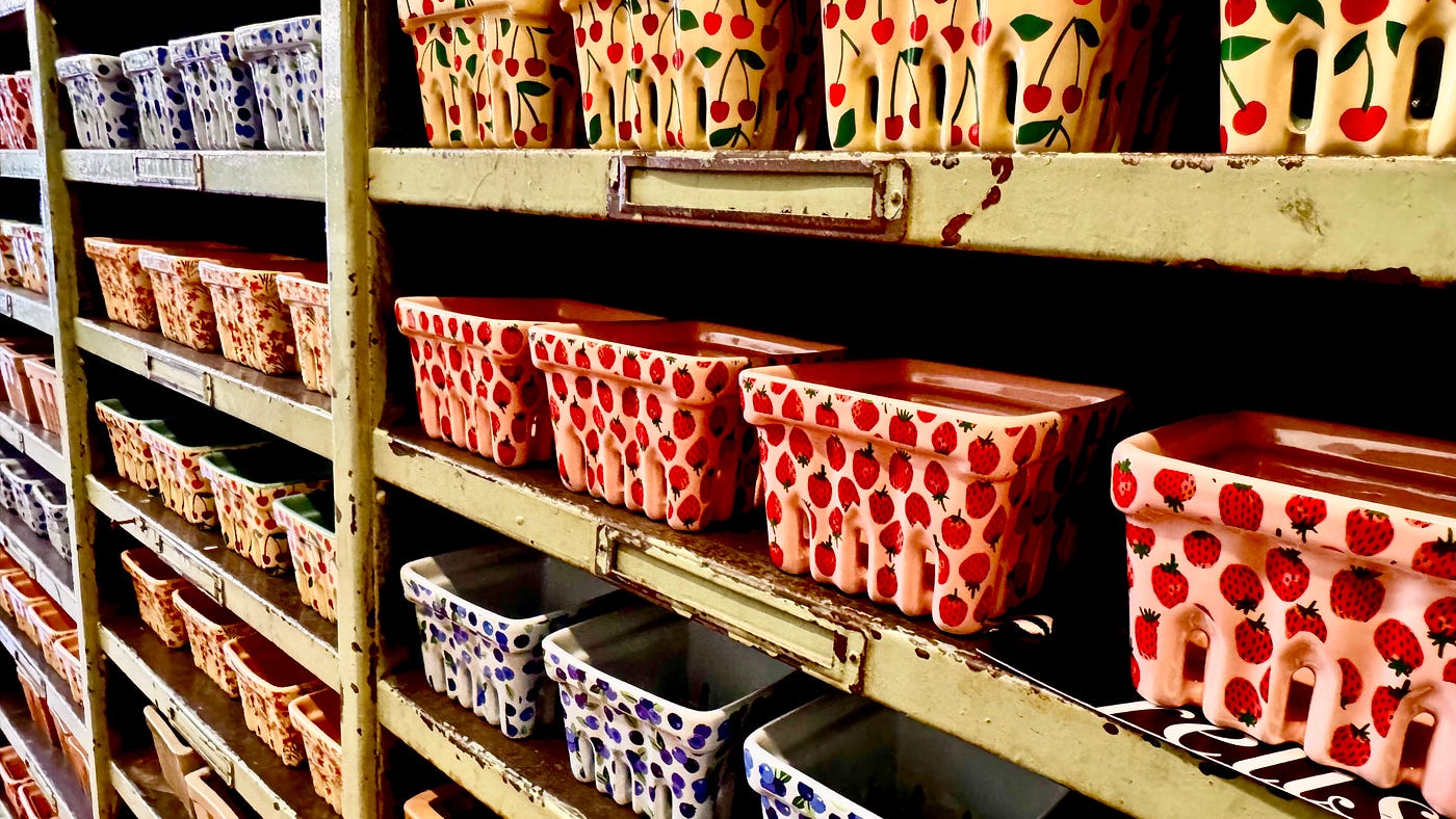 Ceramic fruit baskets. Photo by author