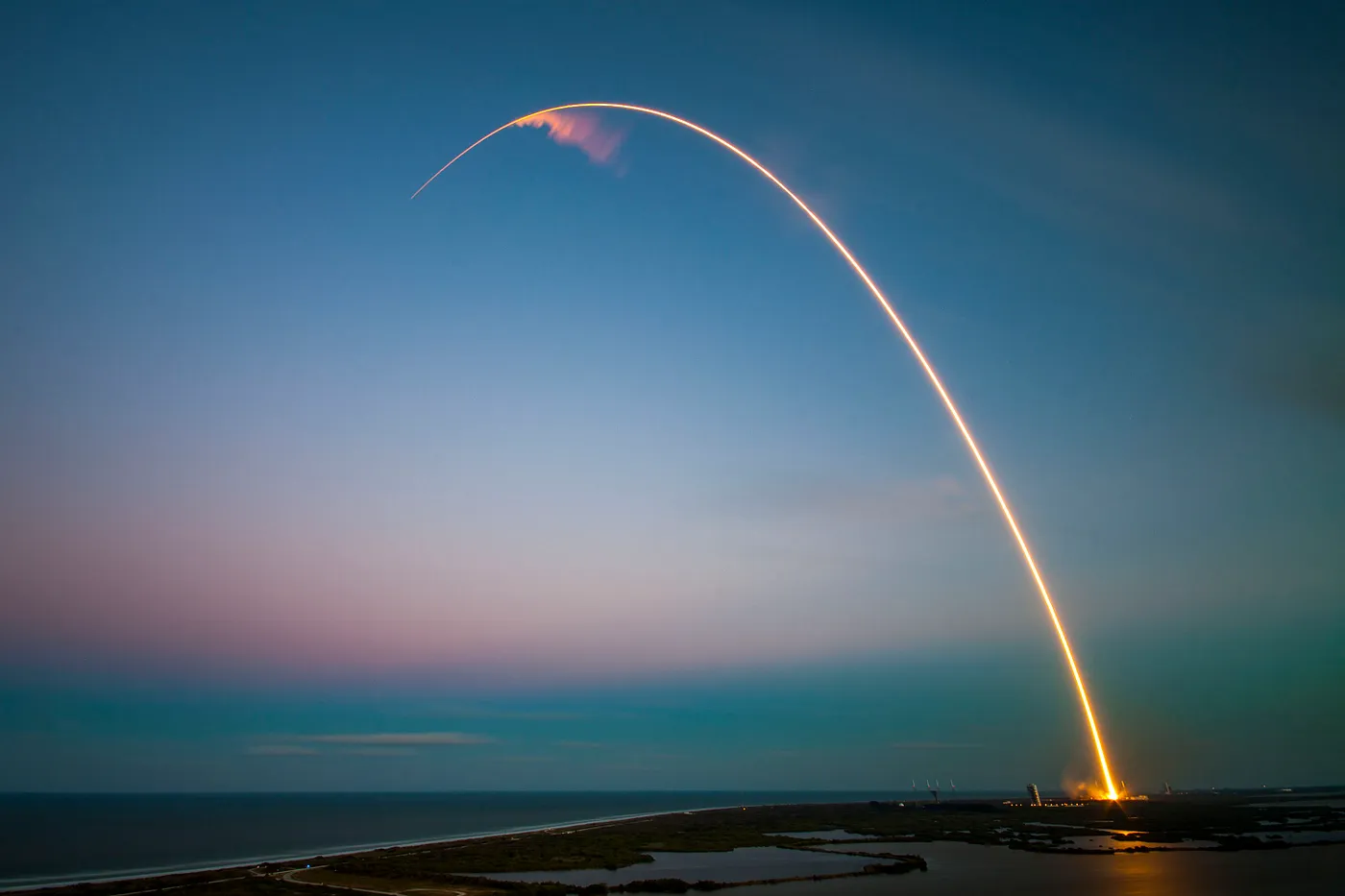 Time-lapse of a rocket trail as it launches to space