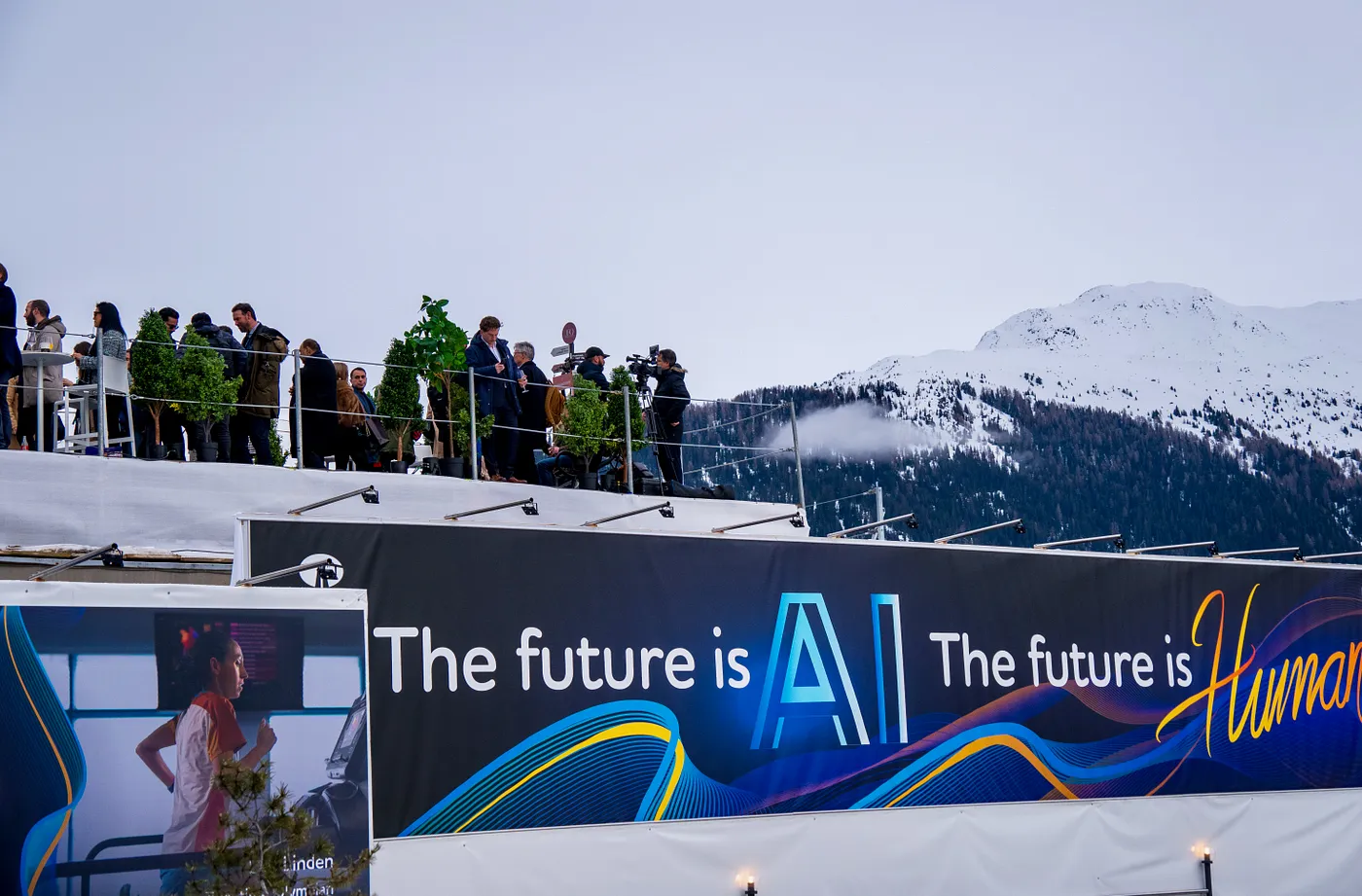Davos Diaries 2024 — A Tale of Badges, Bollywood, and the Entropic Business World