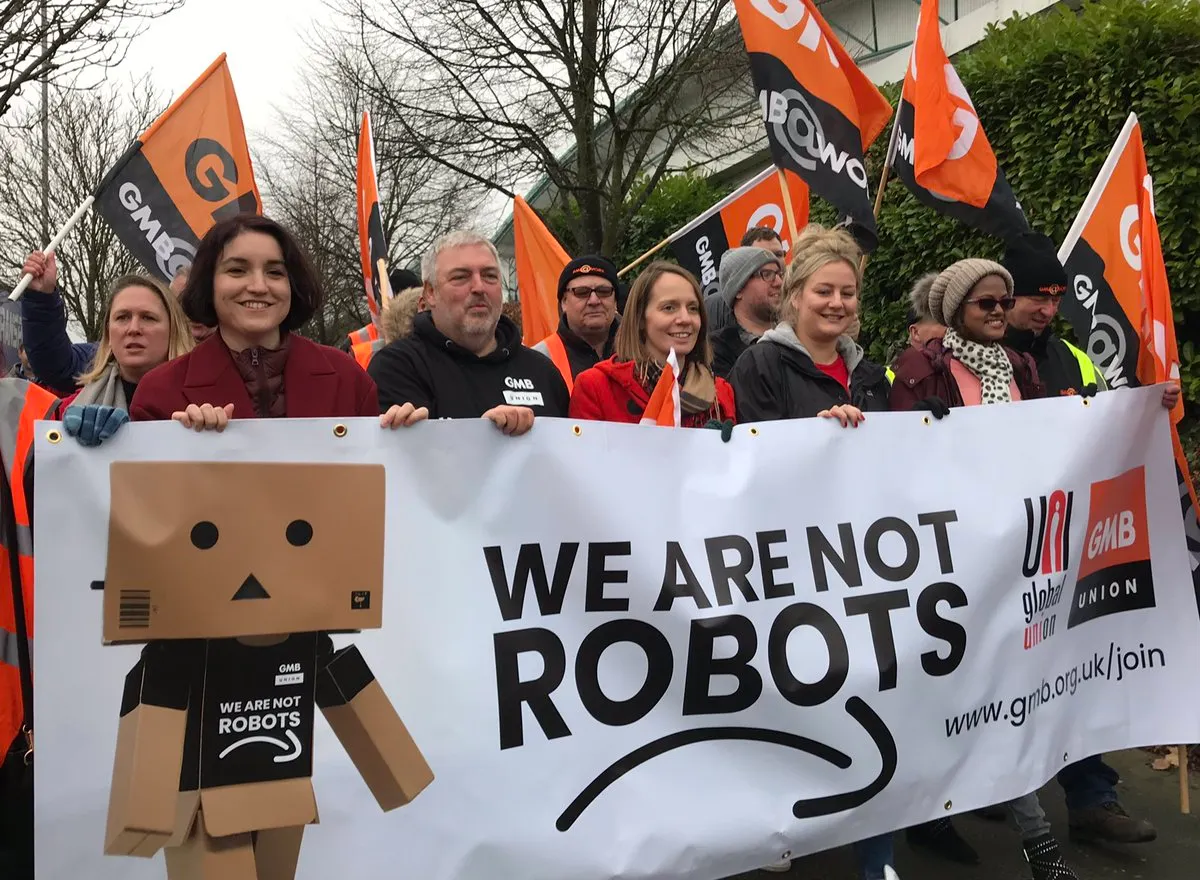 Humans protesting AI management (GMBunion@Amazon/Twitter)