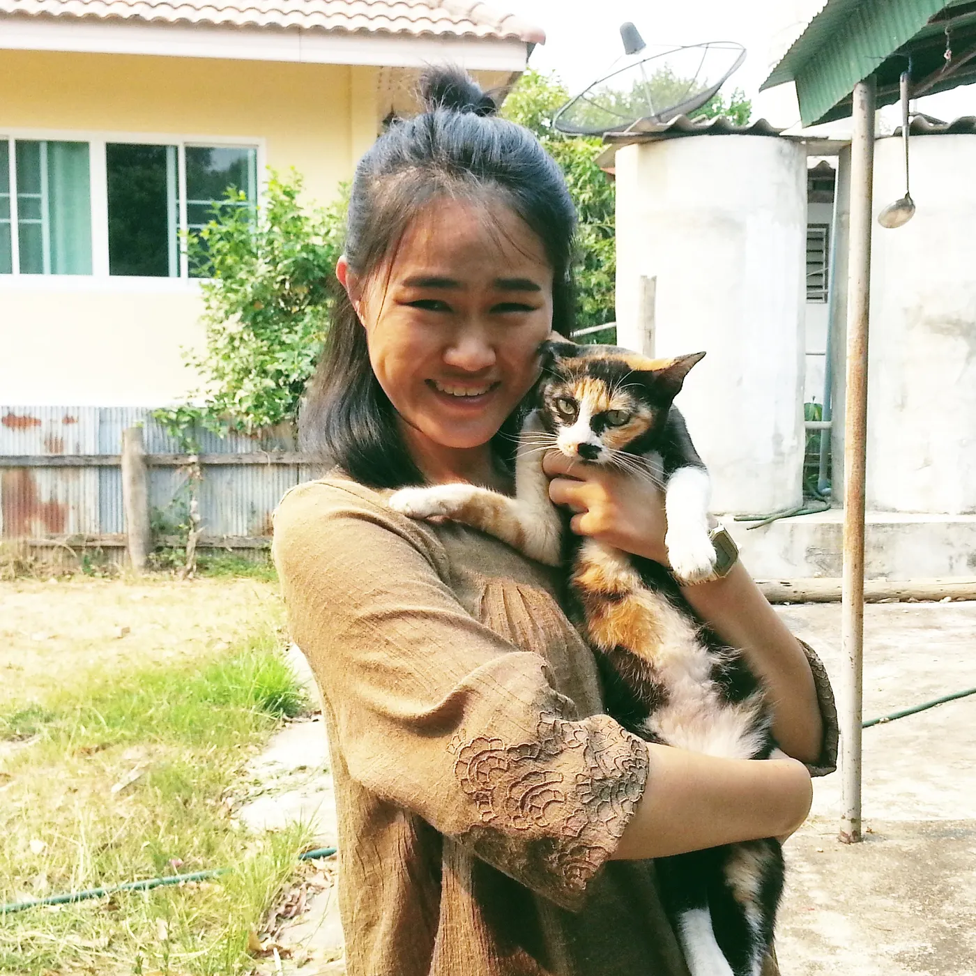 Manytle and Tungmeng