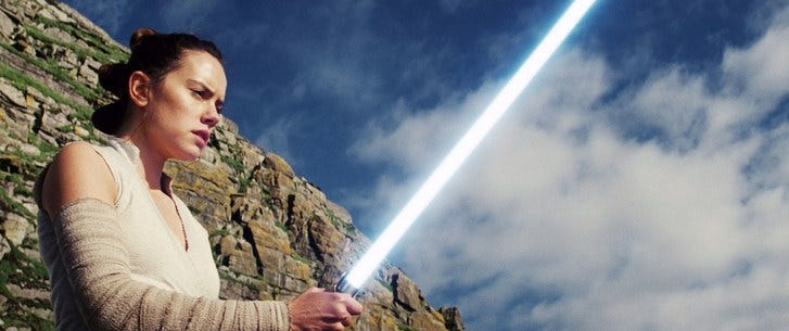 Star Wars: Episódio VIII - Os Últimos Jedi: continua a história de Luke  Skywalker (Mark Hamill), agora com Rey (Daisy Ridley) e Kylo Ren (Adam  Driver) como lados opostos - Purebreak