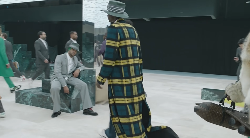 Louis Vuitton on X: #LVMenFW21 Reversing connotations. @virgilabloh 's new  #LouisVuitton collection imbues new meaning into the uniforms of  archetypical characters. Watch the performance on Twitter or    / X