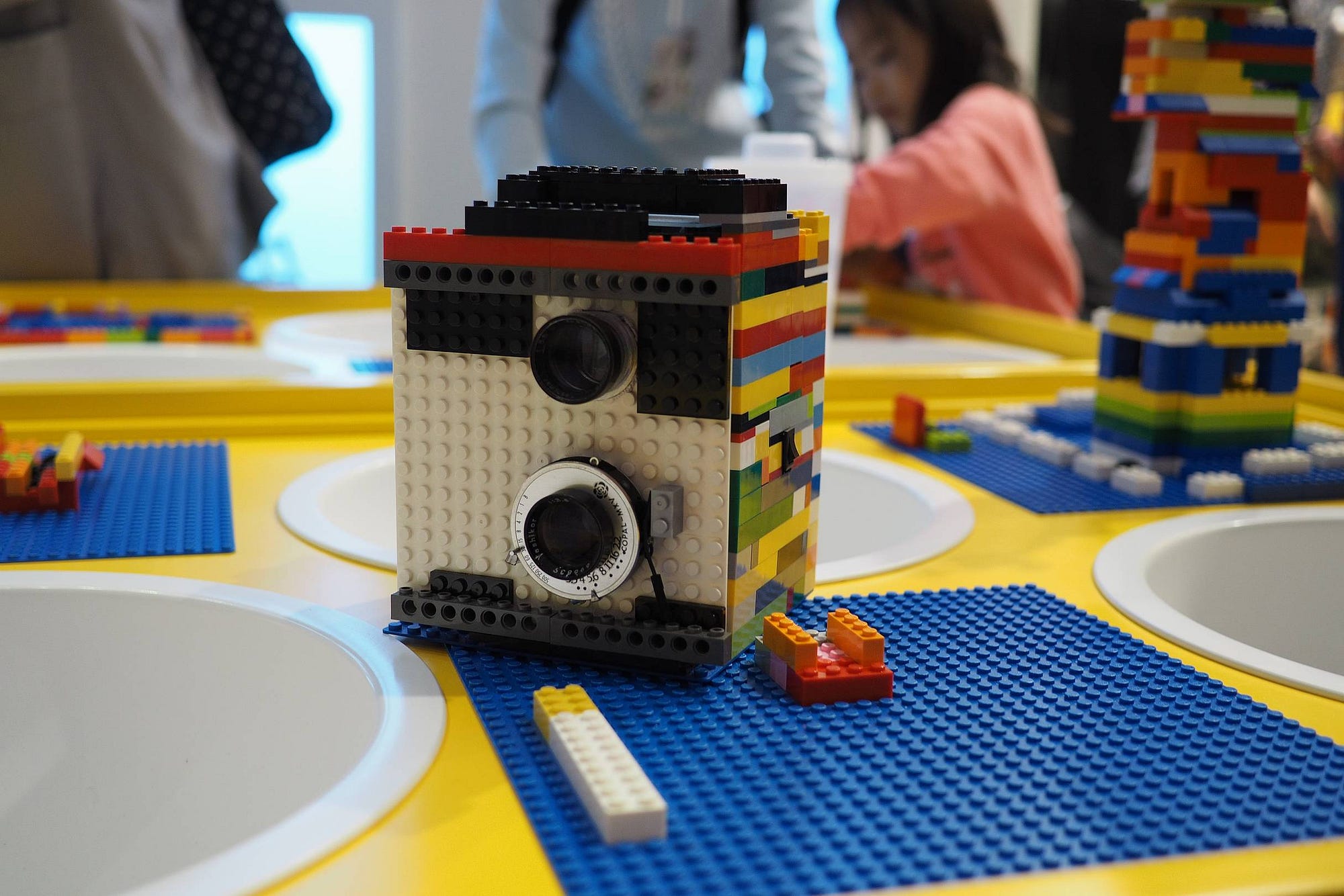 Camera made from one tiny Lego brick actually works - CNET