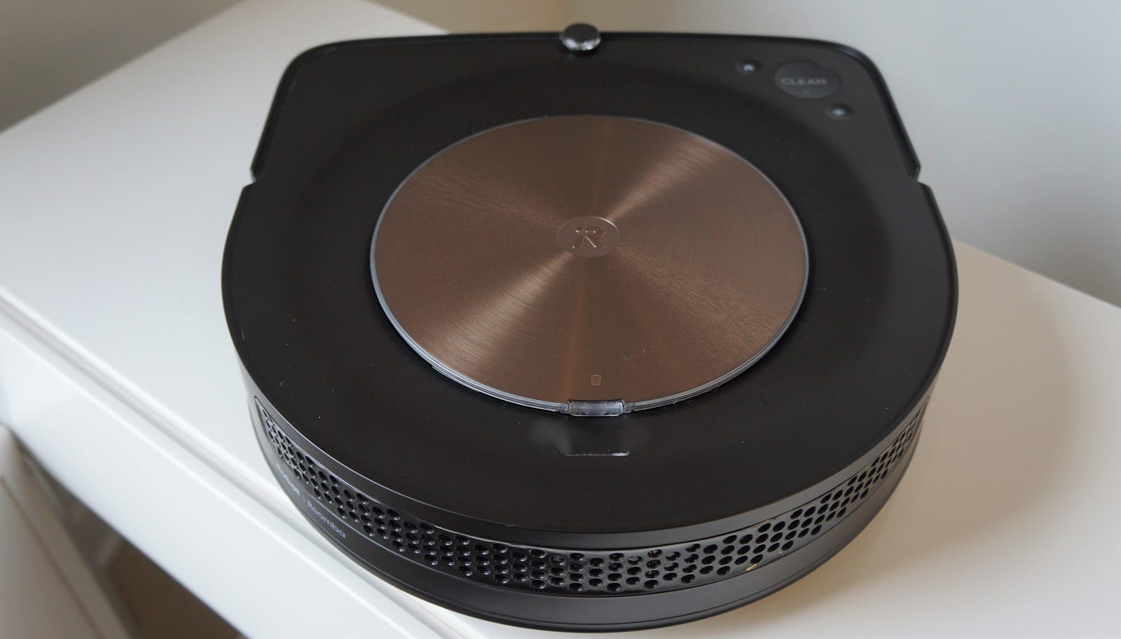 With Roomba S9+, iRobot Turns an Important Corner | by Lance Ulanoff |  Medium