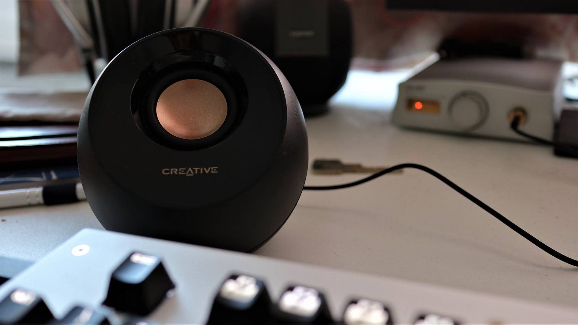 Creative Pebble 2.0 USB-Powered Desktop Speakers: Quick Review, by Kazi