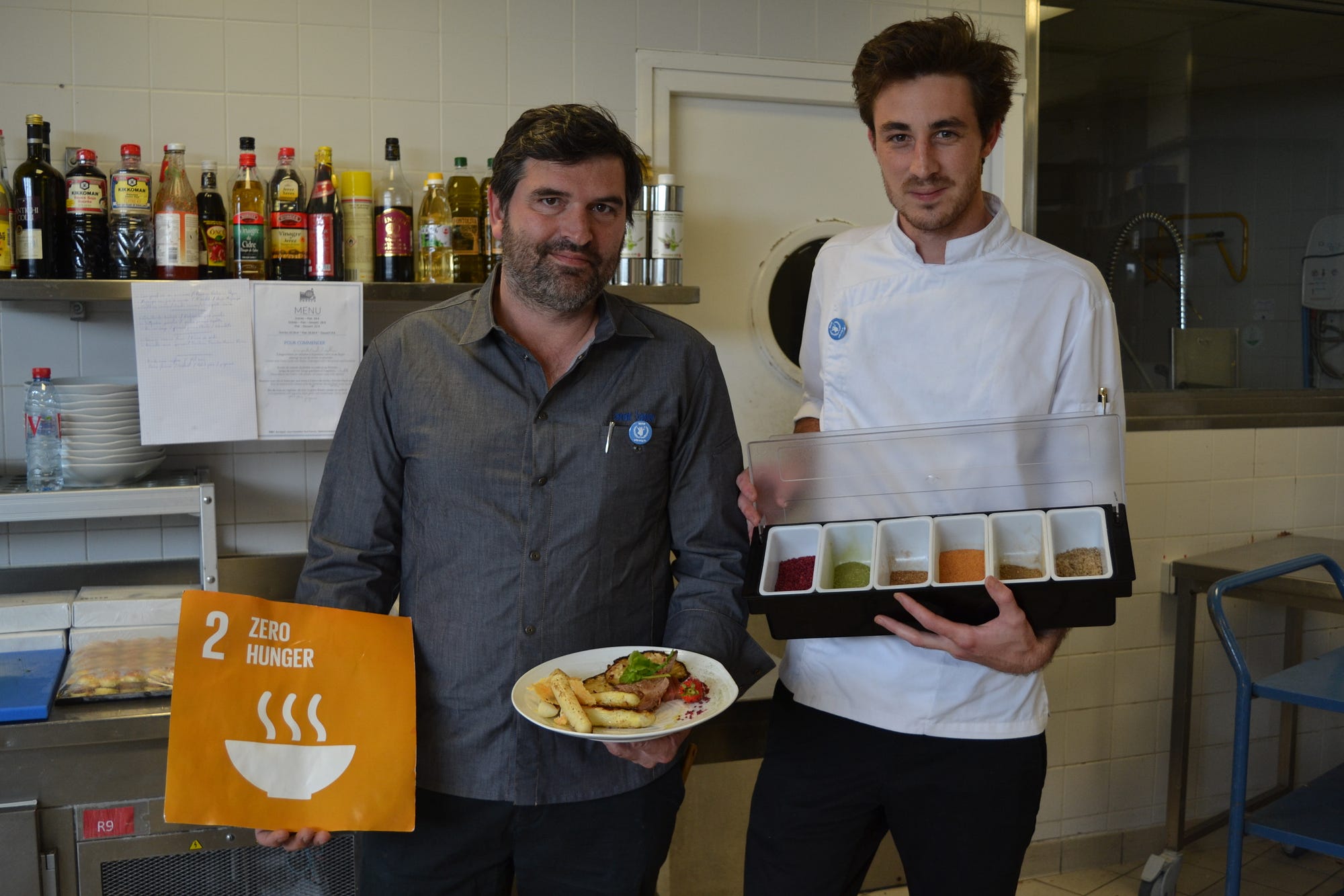 Chef au restaurant de l'UNESCO, Laurent Lequipé s'engage dans la campagne  #RecipeForDisaster | by WFP (PAM) | Medium