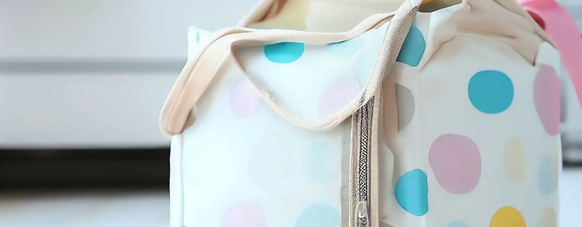 Momcozy Insulated Baby Bottle Bag, Breastmilk Cooler Bag 