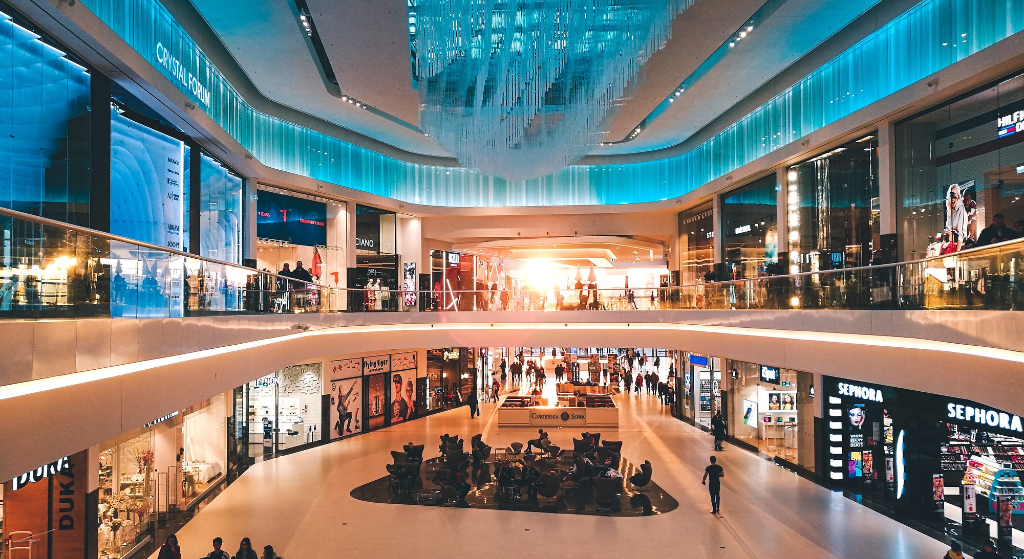 Case study: Navigating shopping malls with augmented reality | by Grishma  Vartak | Bootcamp
