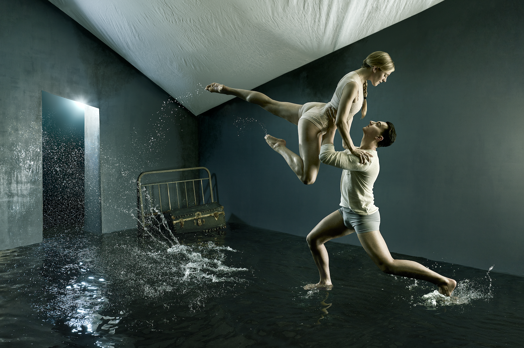 アート・デザイン・音楽 CONCEPTUAL PEOPLE PHOTOGRAPHY2 1*2DIavhkGSL1A7R_3BL7tNg.png