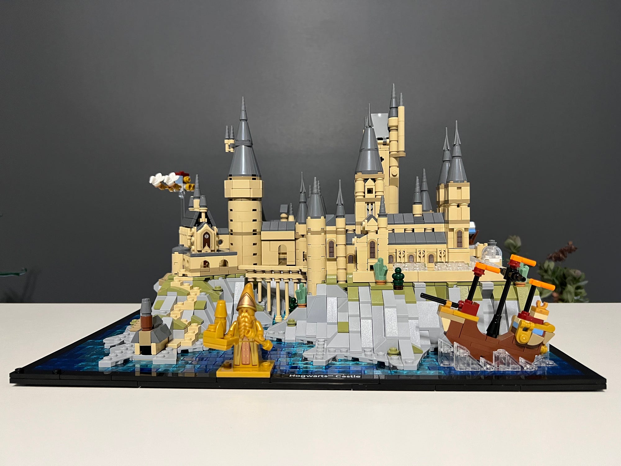 LEGO fan creates Hogwarts moving staircases