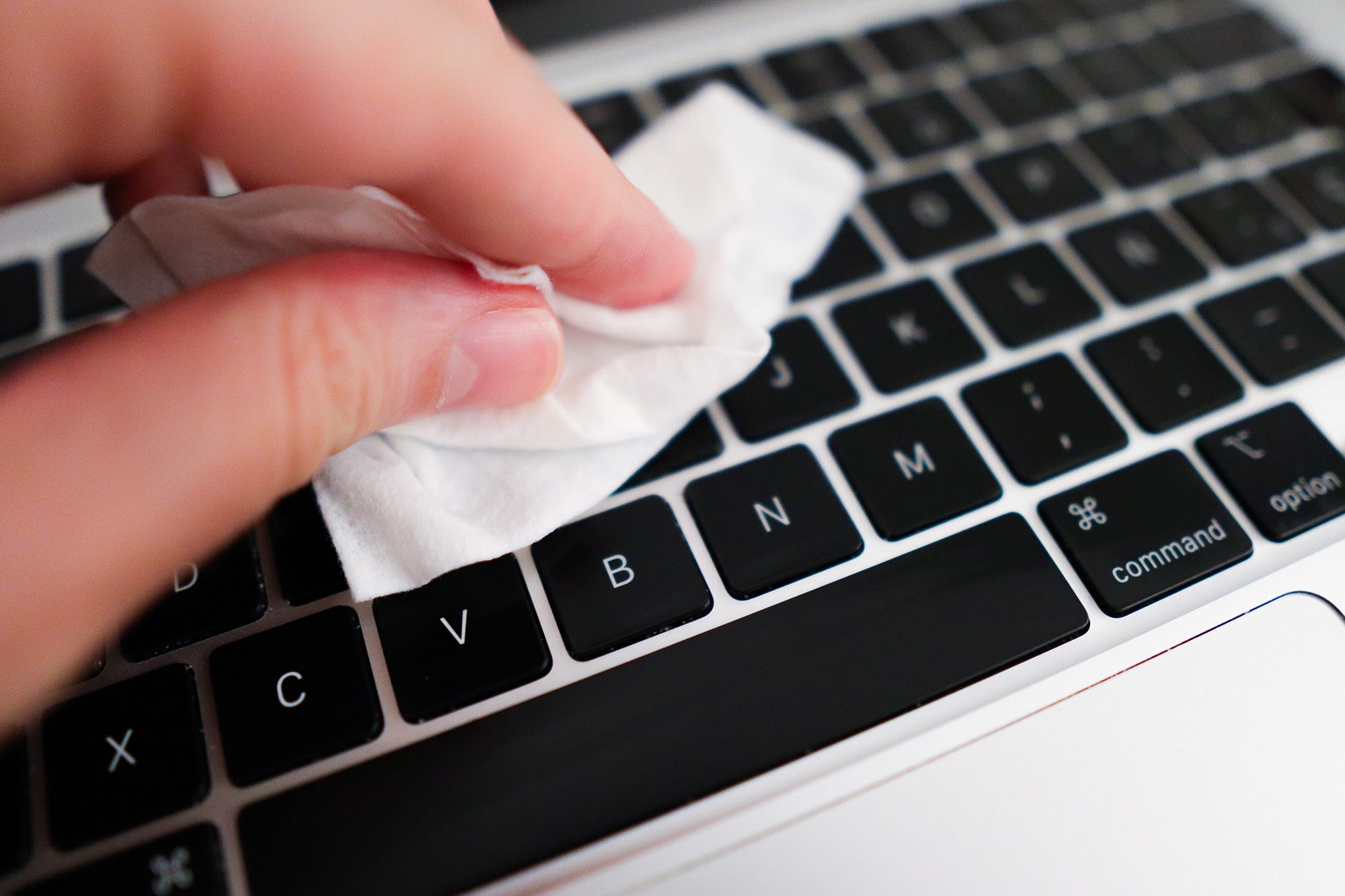 How to Prevent Laptop Keyboard from Dust: Ultimate Protection Tips