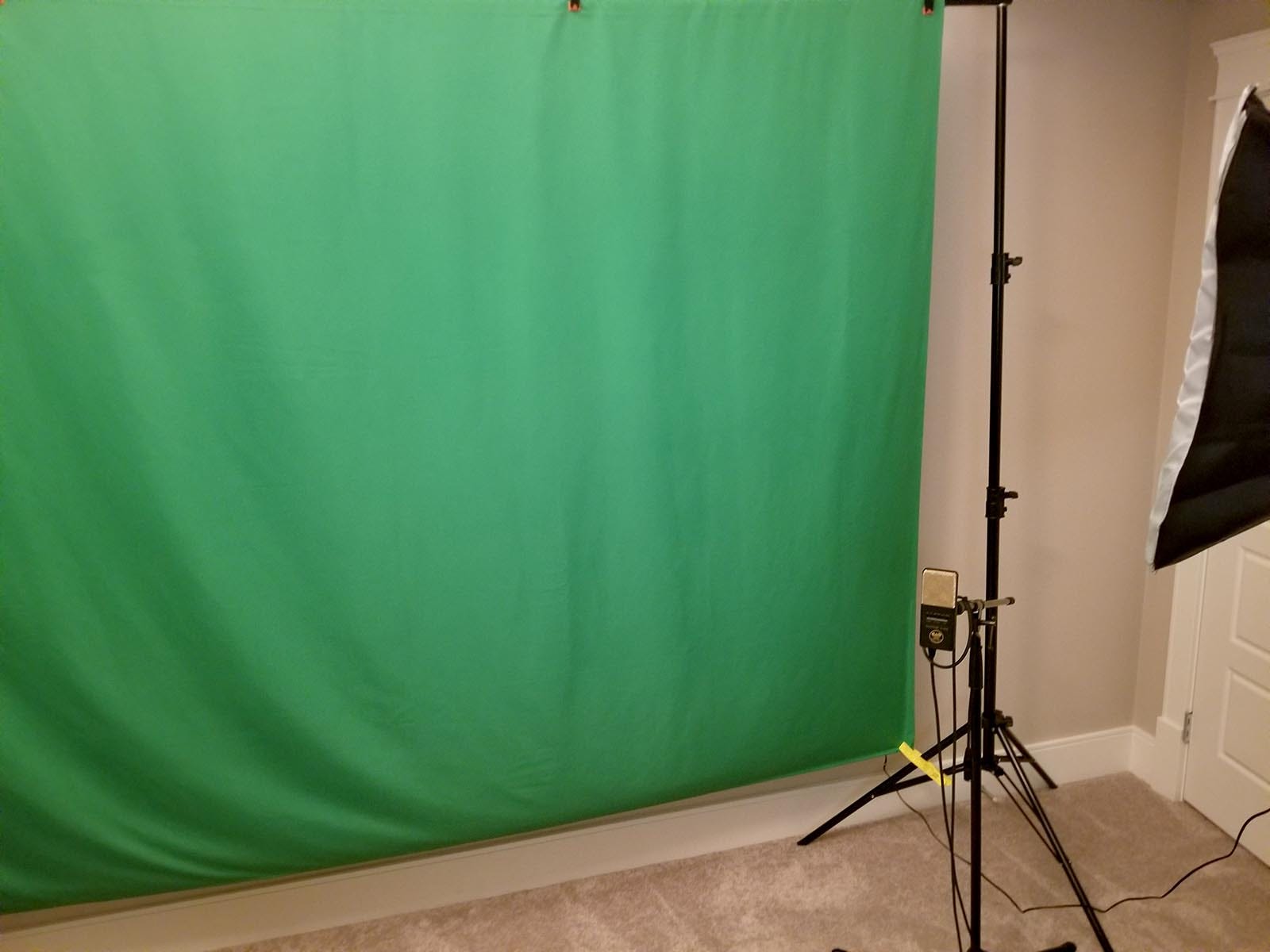 How to build a green screen studio - 5 things you need