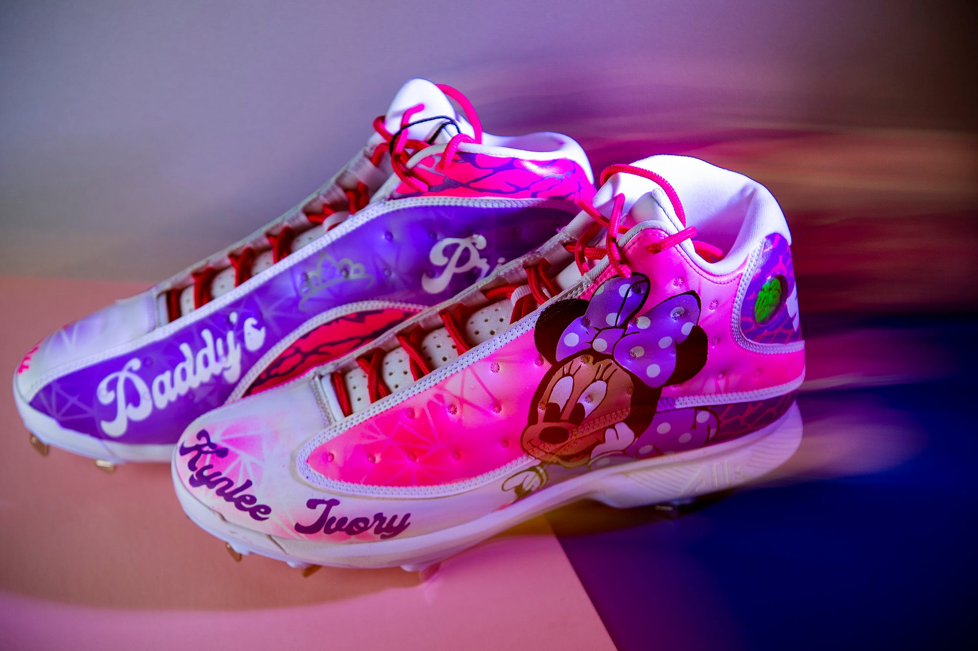 MLB Players' Weekend: Mookie Betts honors David Ortiz with cleats
