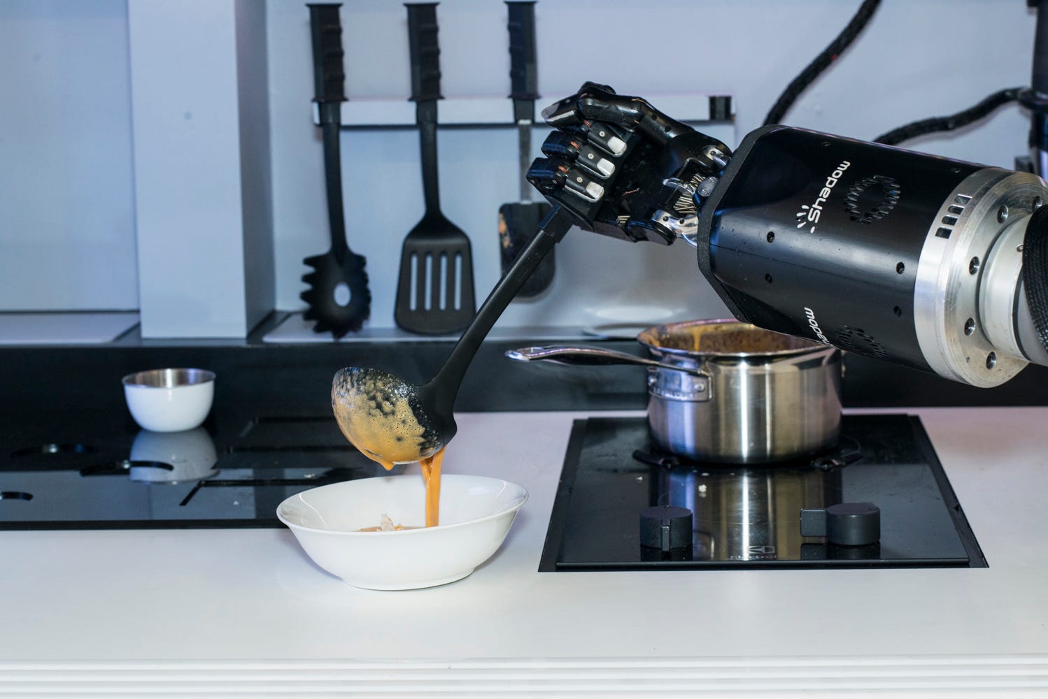 Watch our Moley Robotic Kitchen Cook The Perfect Steak! 