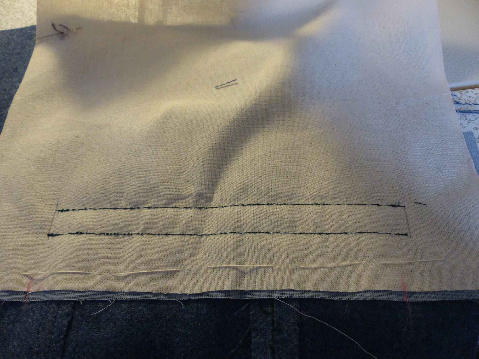 comment traçer et coudre une poche poitrine (how to trace and sew a breast  pocket)#costume 