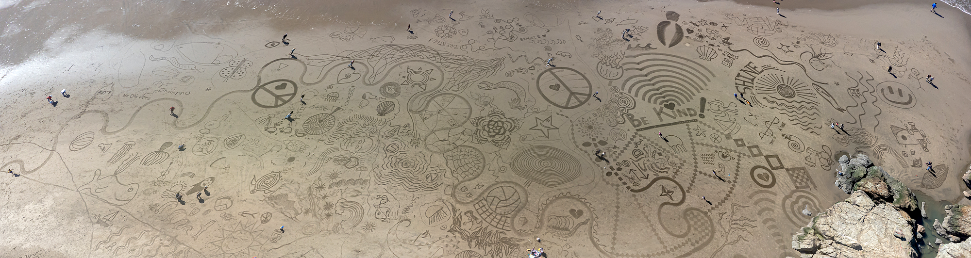 Ocean Beach goes full crop circle at this massive sand art gathering