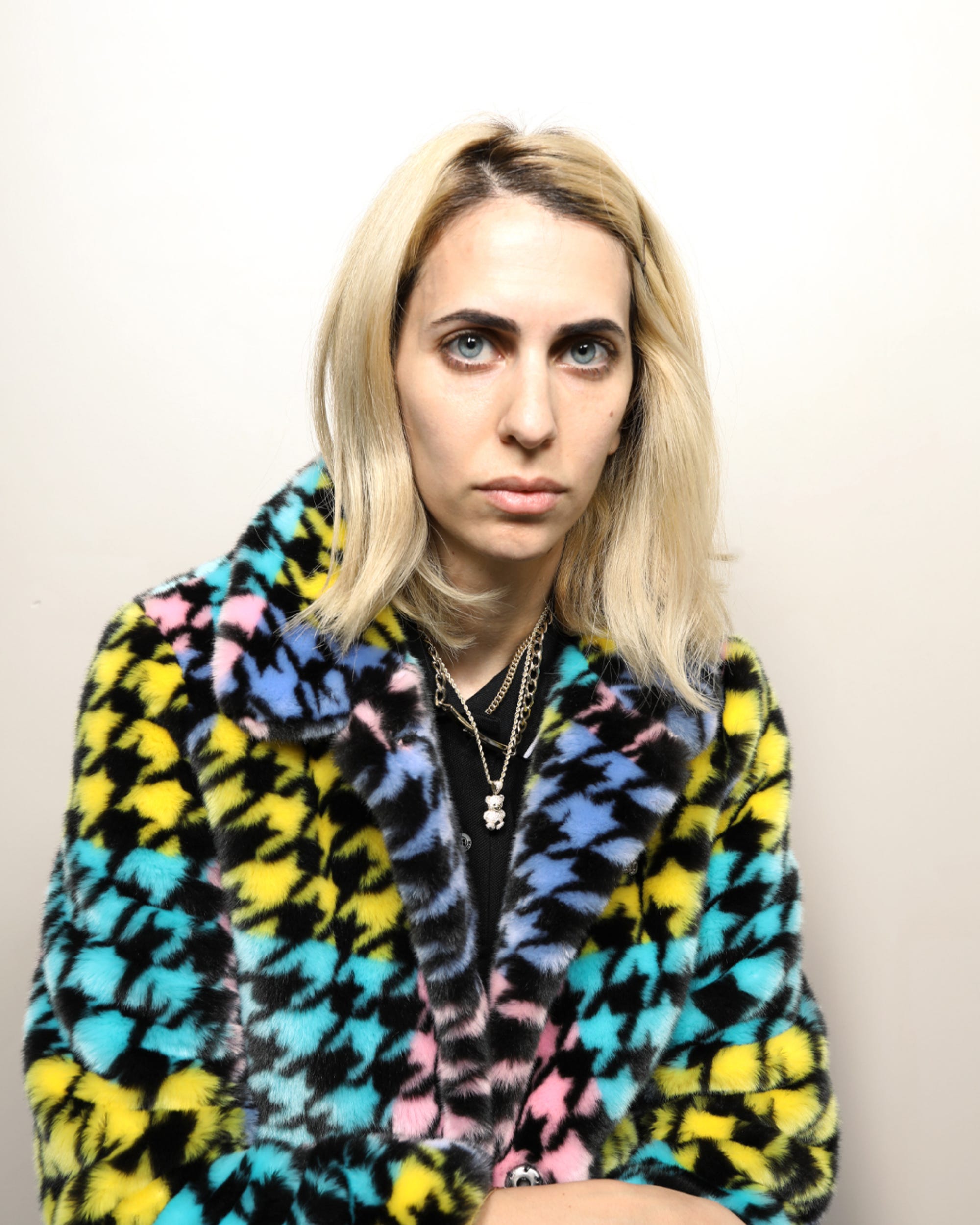Power Women: Hila Klein of Teddy Fresh On How To Successfully Navigate  Work, Love and Life As A Powerful Woman, by Ming S. Zhao, Authority  Magazine