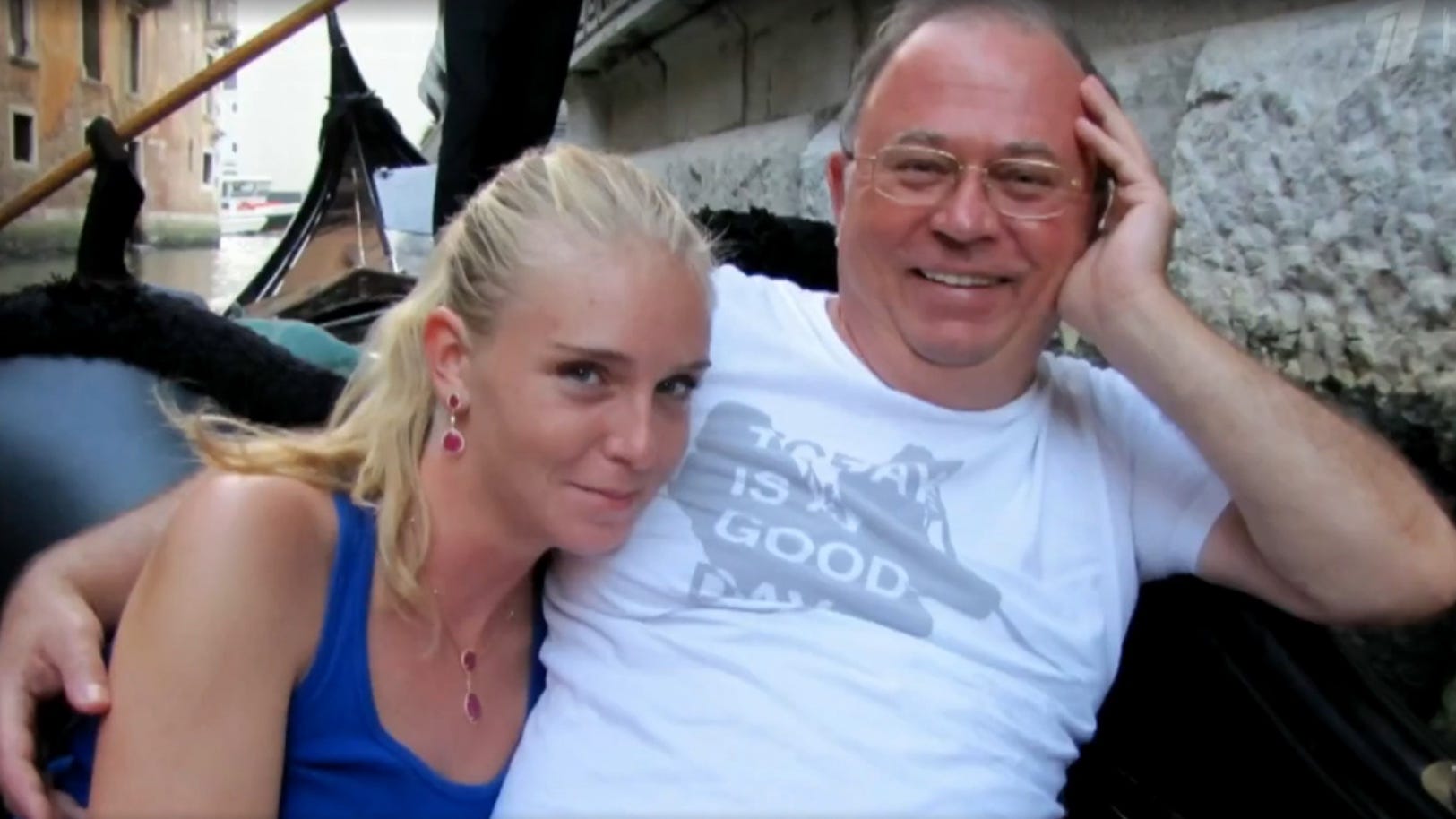 в небритую жену 