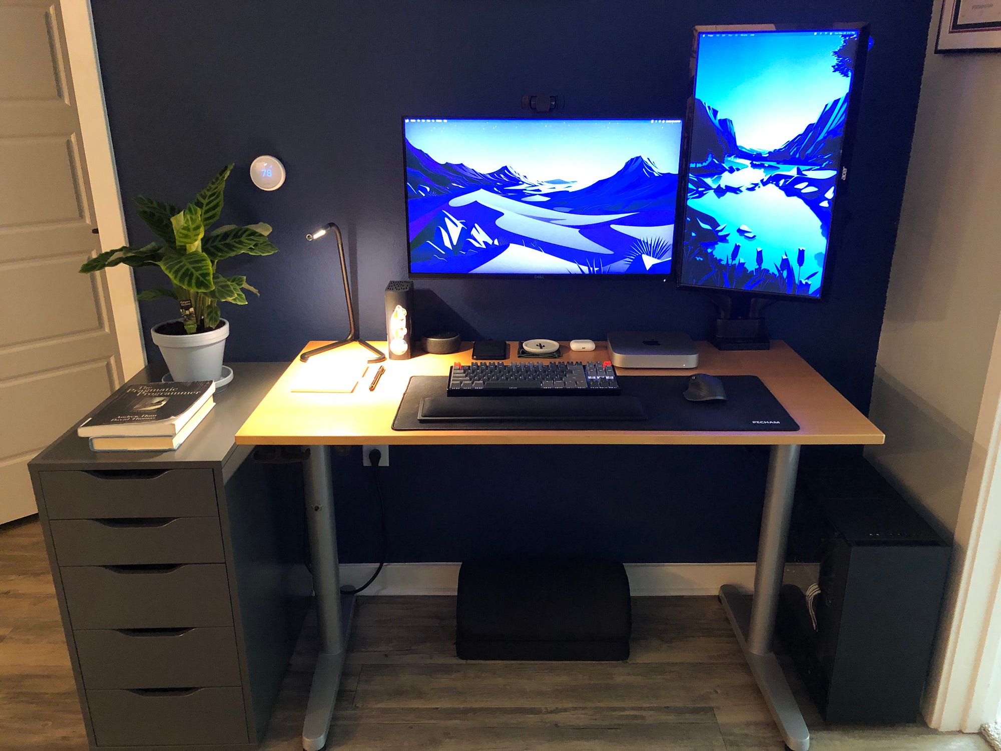 How To Build A Gaming Desk Setup (For Beginners!) - Omnidesk