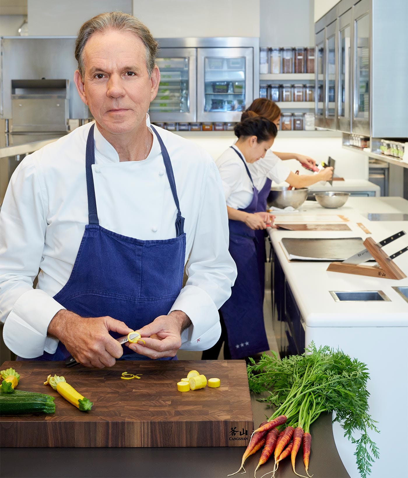 Thomas Keller Signature Collection by Cangshan -White Series 3