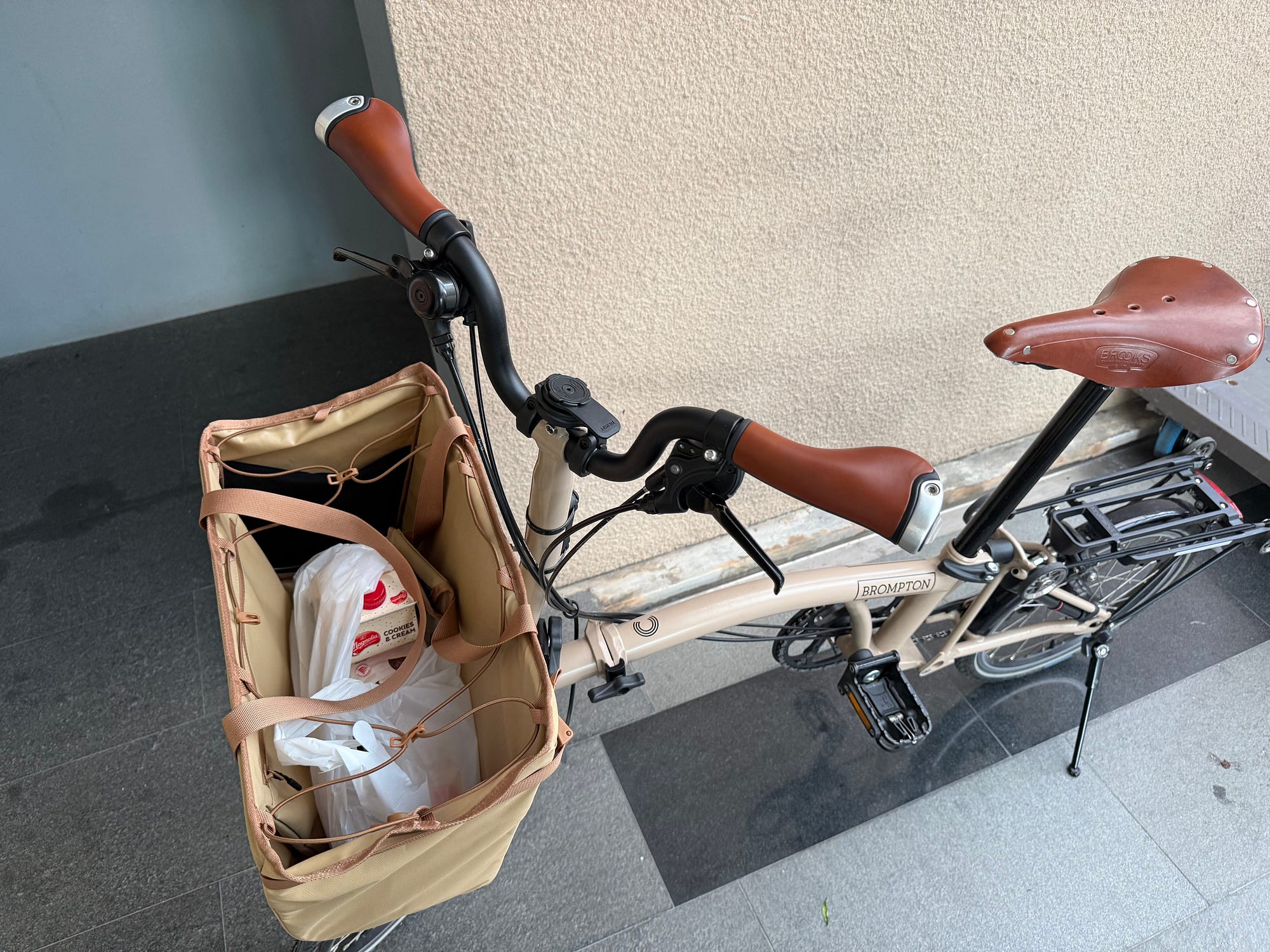 I bought the Brompton Basket Bag. And here's what I think about it