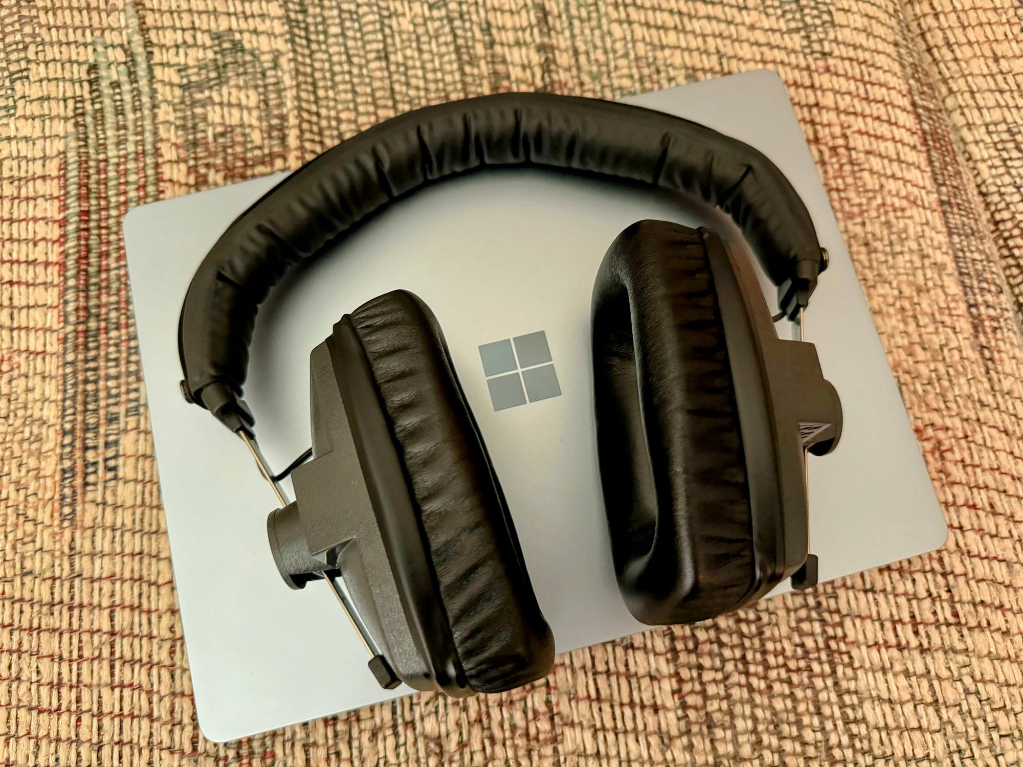 The Best Ugly Headphones Ever Made: Beyerdynamic's DT150 | by Alex