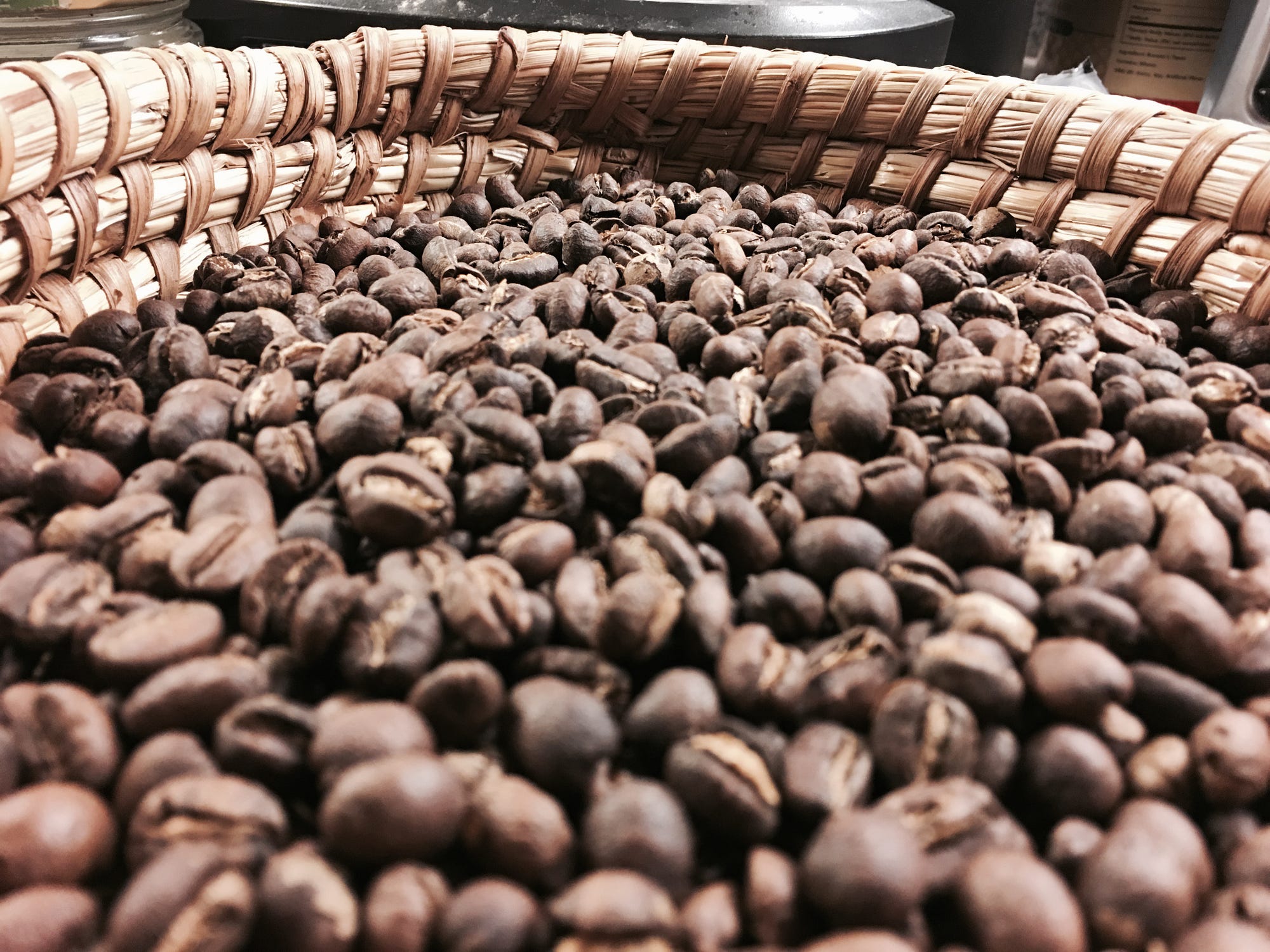 7 Tips on How to Properly Store Coffee Beans at Home – The Artisan