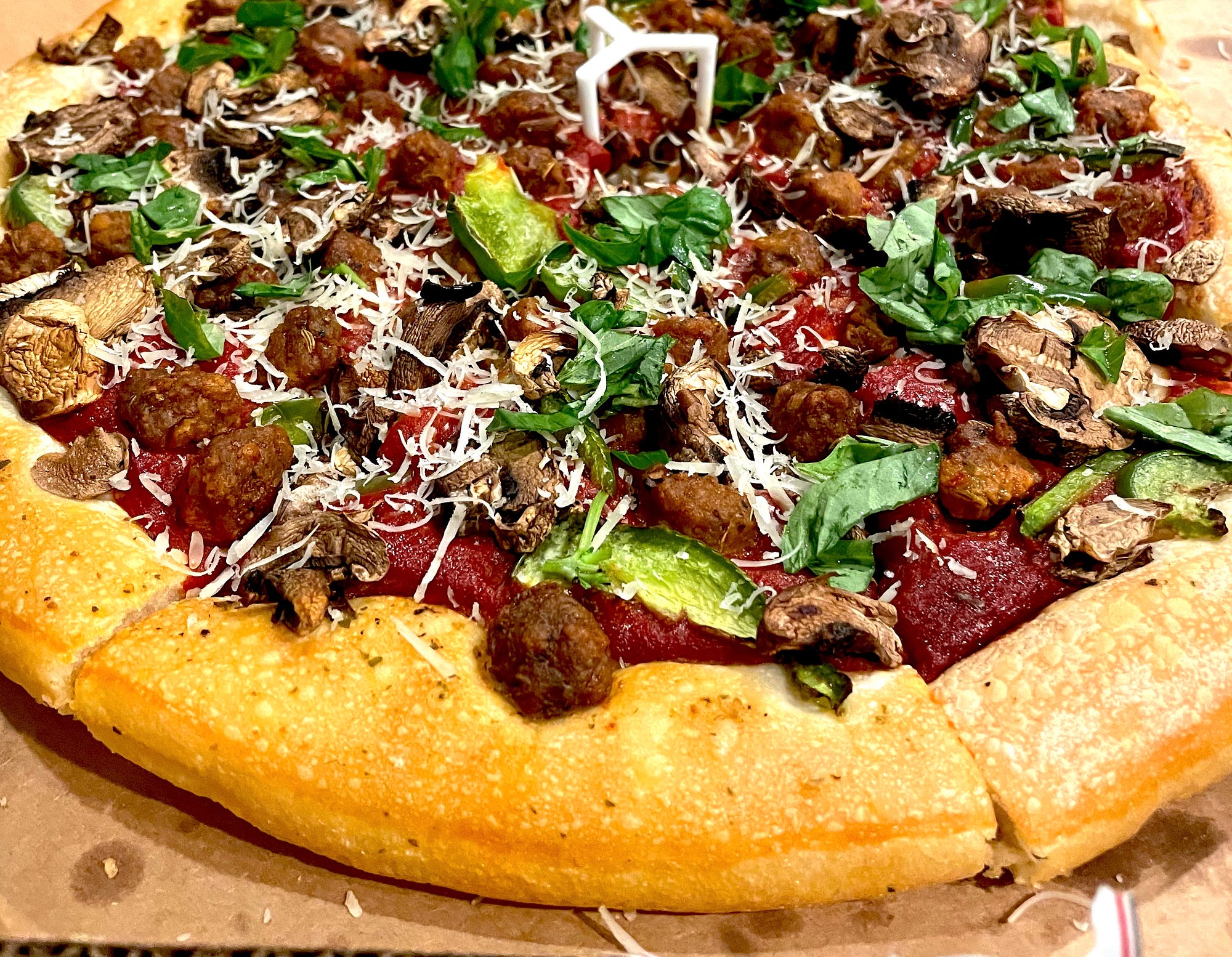 I Ate Pizza Hut's New Vegan Pizza and Now I'm Here to Tell You About It |  by Summer Anne Burton | Tenderly