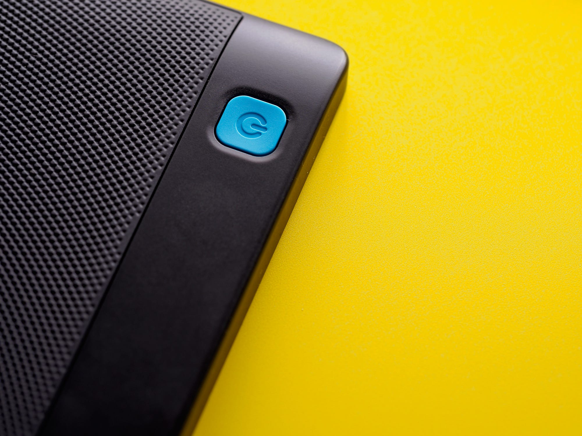 Kobo Aura One. The Android flagship of e-readers | by Marius