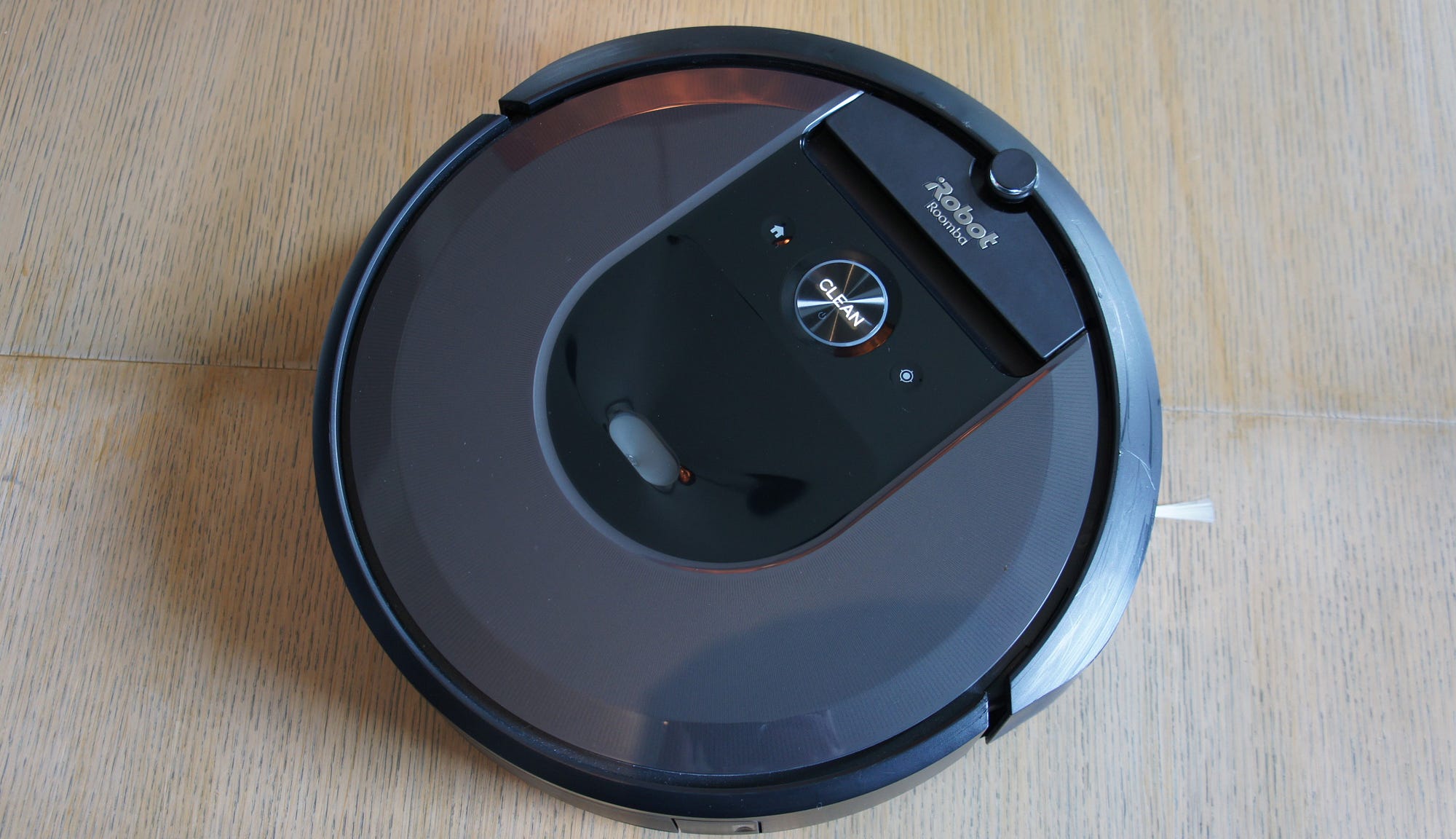 Lazy People Rejoice, This Robot Vacuum Cleans Up the Clean Up | by