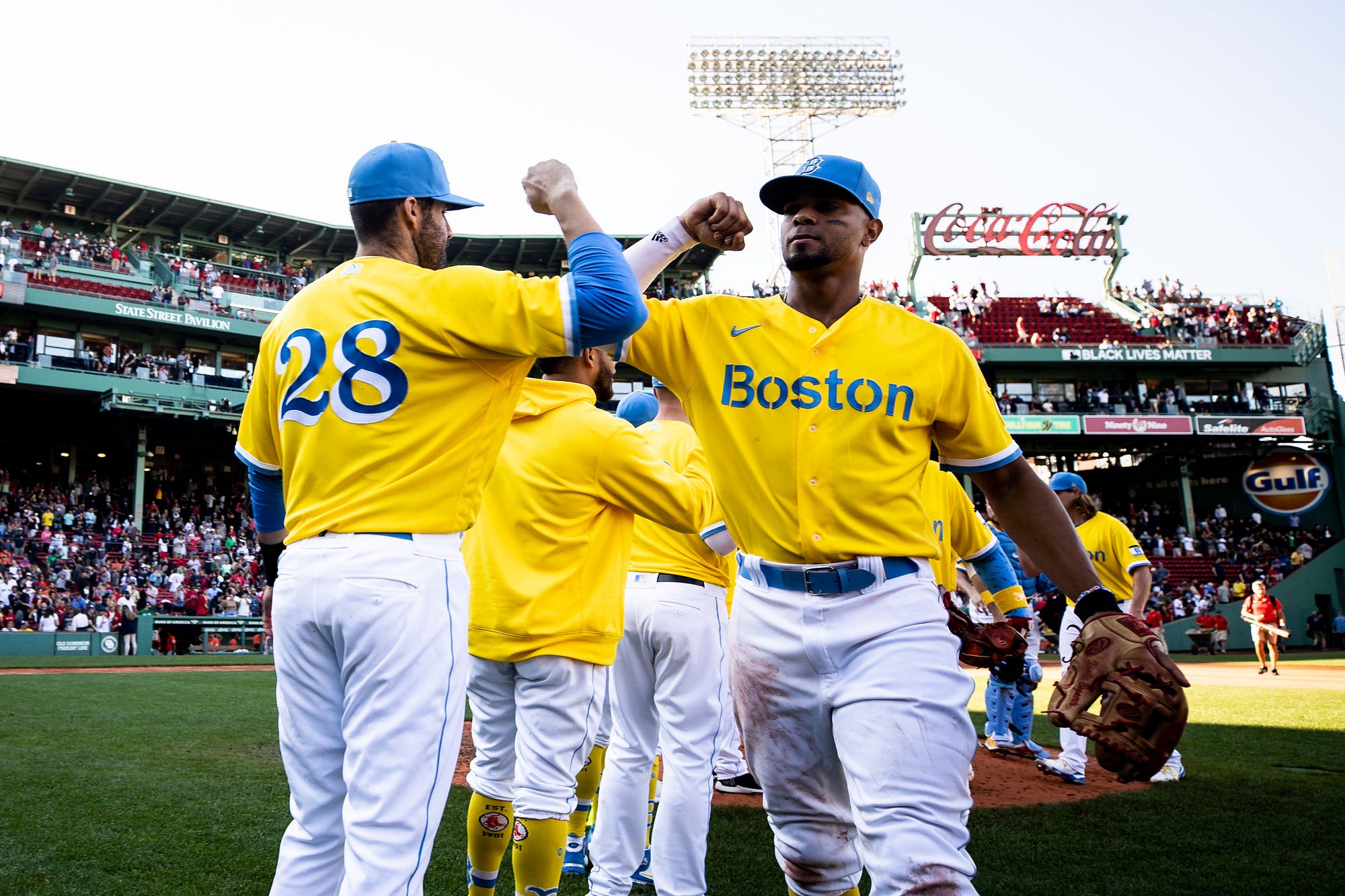 Wearing yellow, Boston defeats Baltimore for second in a row