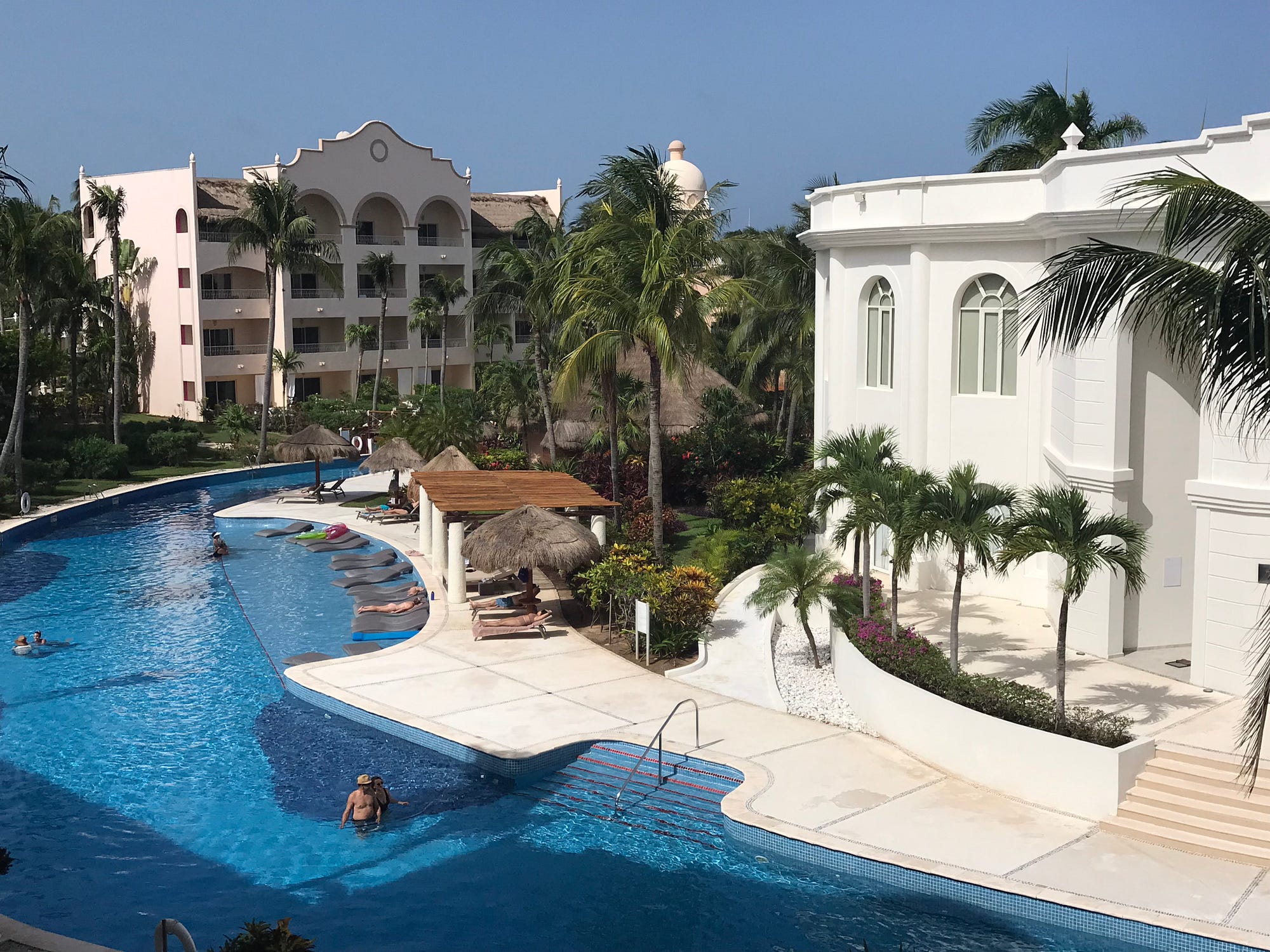Lessons from Excellence Riviera Maya, Cancun, Mexico by Michael Hollifield World Travelers Blog Medium