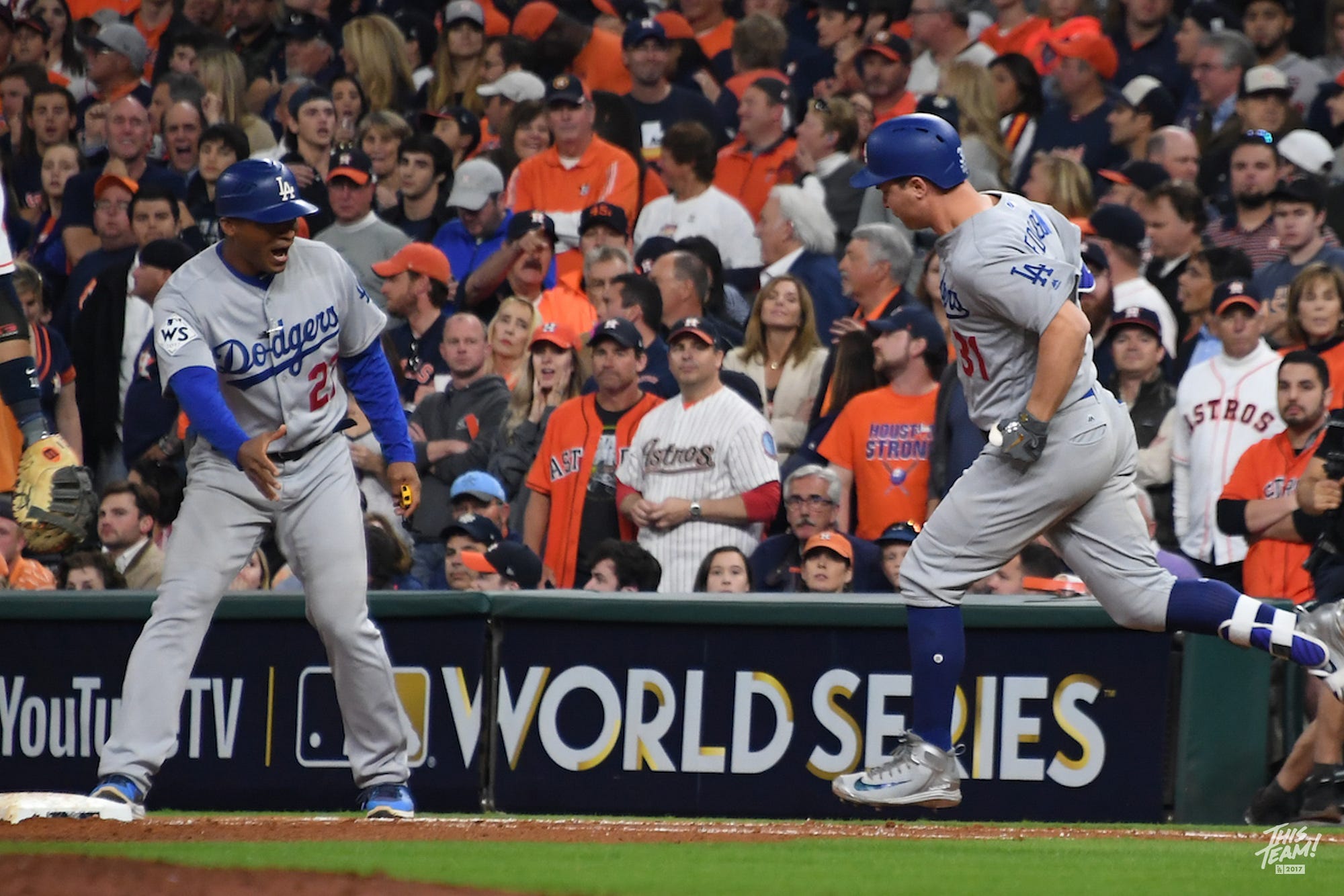 Photoblog: 100th Win. 09.25 Dodgers 9, Padres 3, by Matthew Mesa