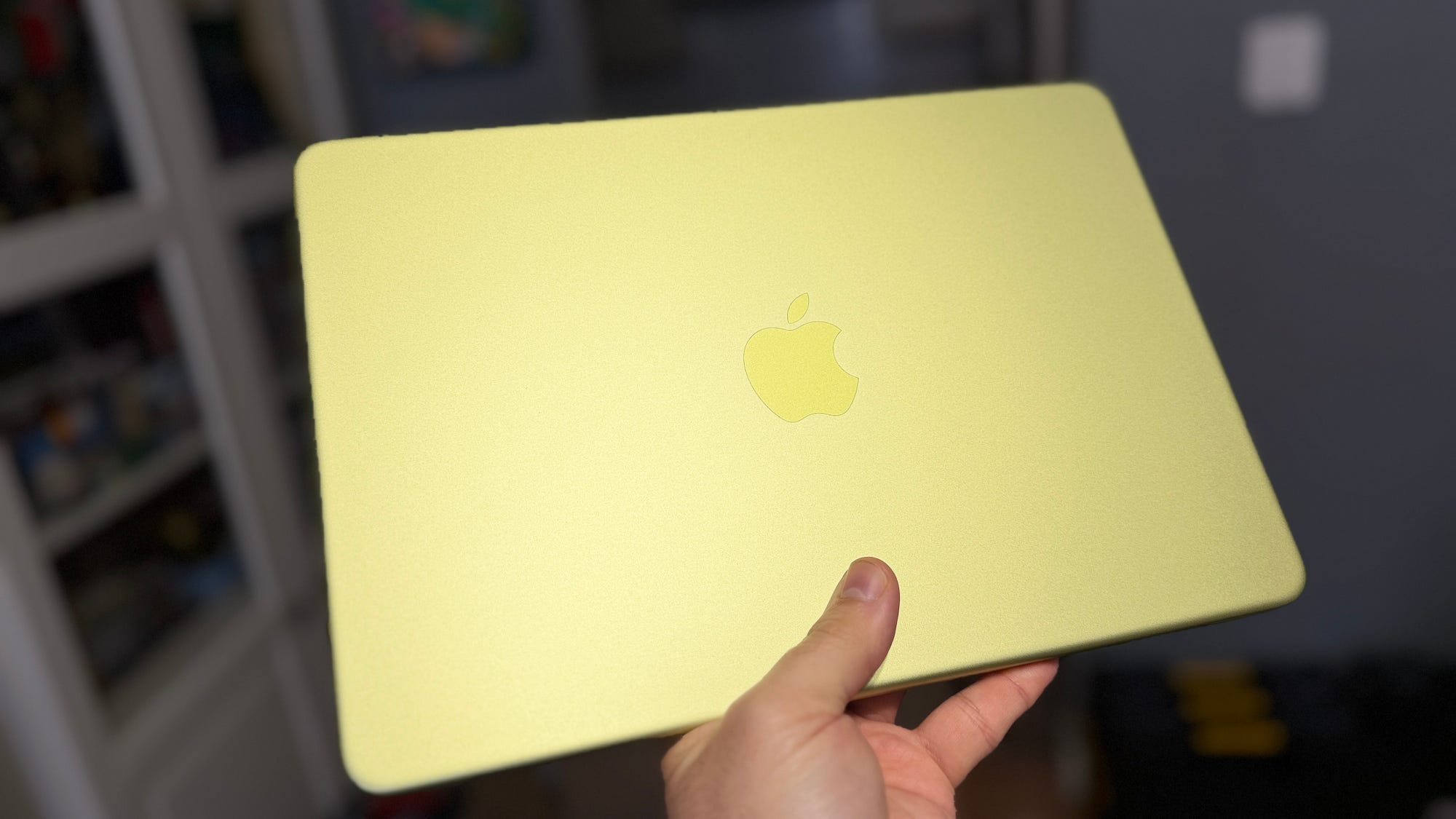 Apple MacBook ゴールド New Apple Macbook Gold | Honest Unboxings On Complex - YouTube