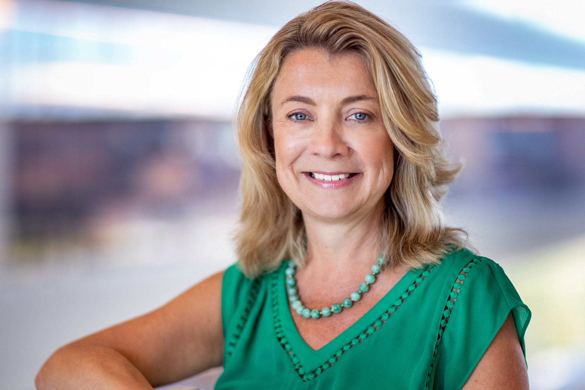 Women Of The C-Suite Bristol Myers Squibb SVP Catherine Owen On The Five Things You Need To Succeed As A Senior Executive by Candice Georgiadis Authority Magazine Medium image
