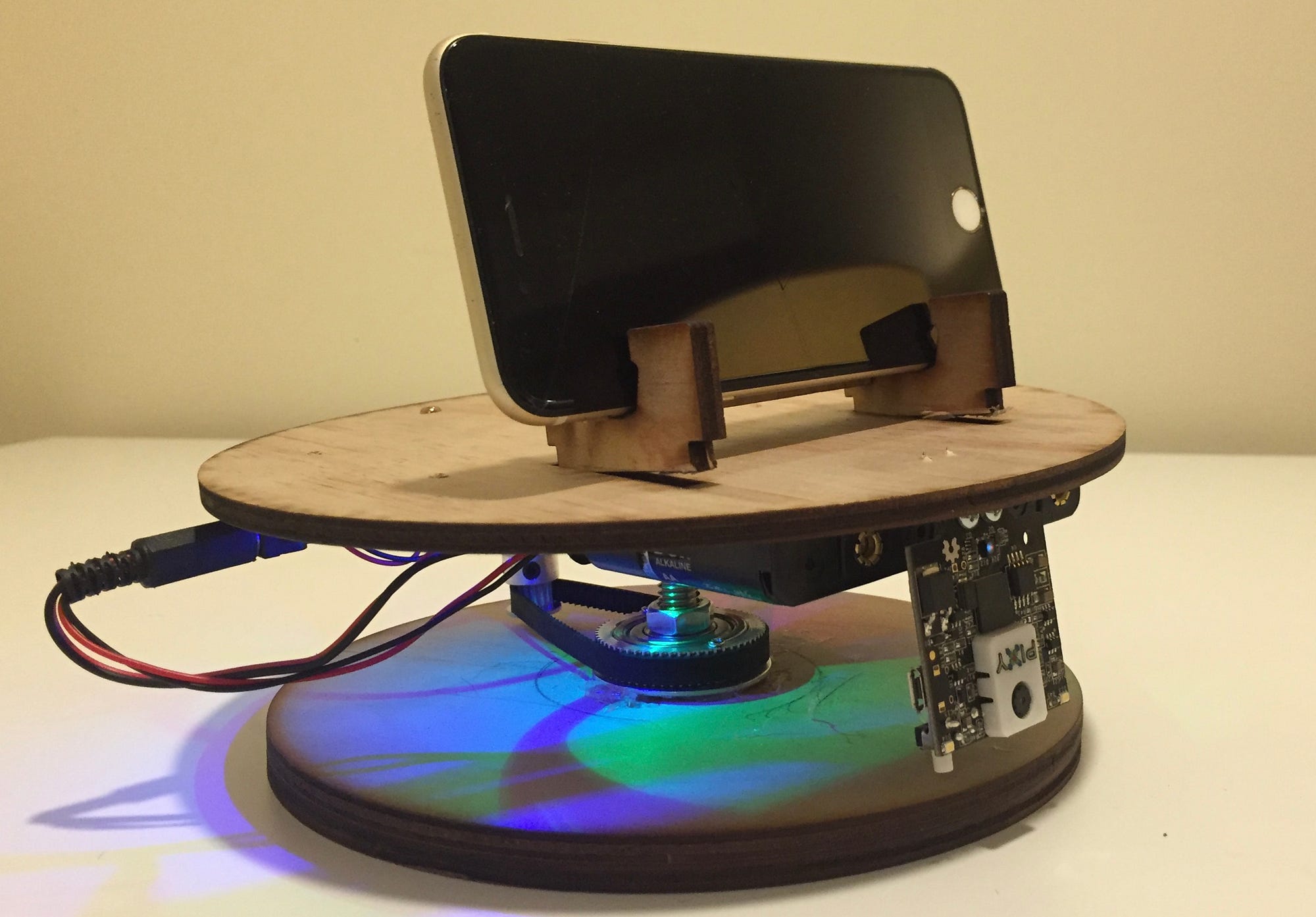 Auto Tracking Mounting Plate using Pixycam | by Mark Butzer | Medium