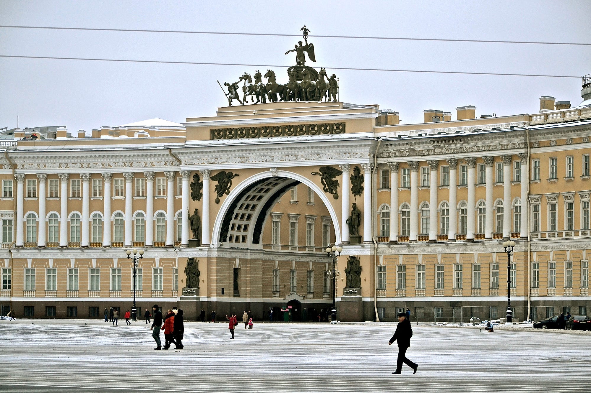 Здания росси в петербурге. Михайловский дворец в санкт-петербурге. Здания росси в петербурге. Карл росси дворцовая площадь. Здания карла росси.