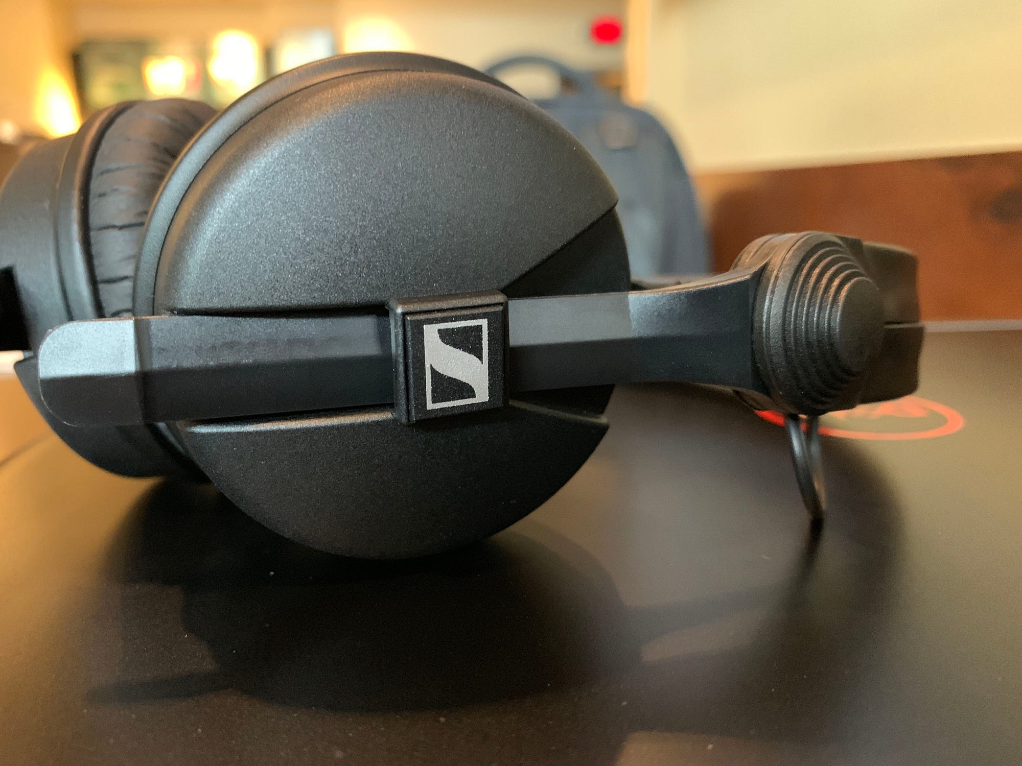 Sennheiser HD25 Headphone Review: A True Workhorse | by Alex Rowe | Medium